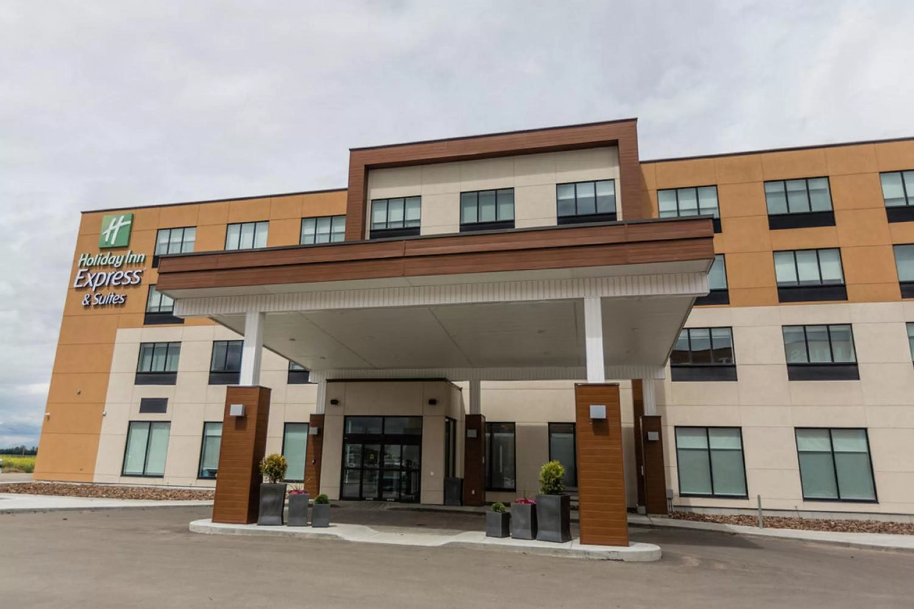 Property building in Holiday Inn Express & Suites Edmonton N - St Albert by IHG