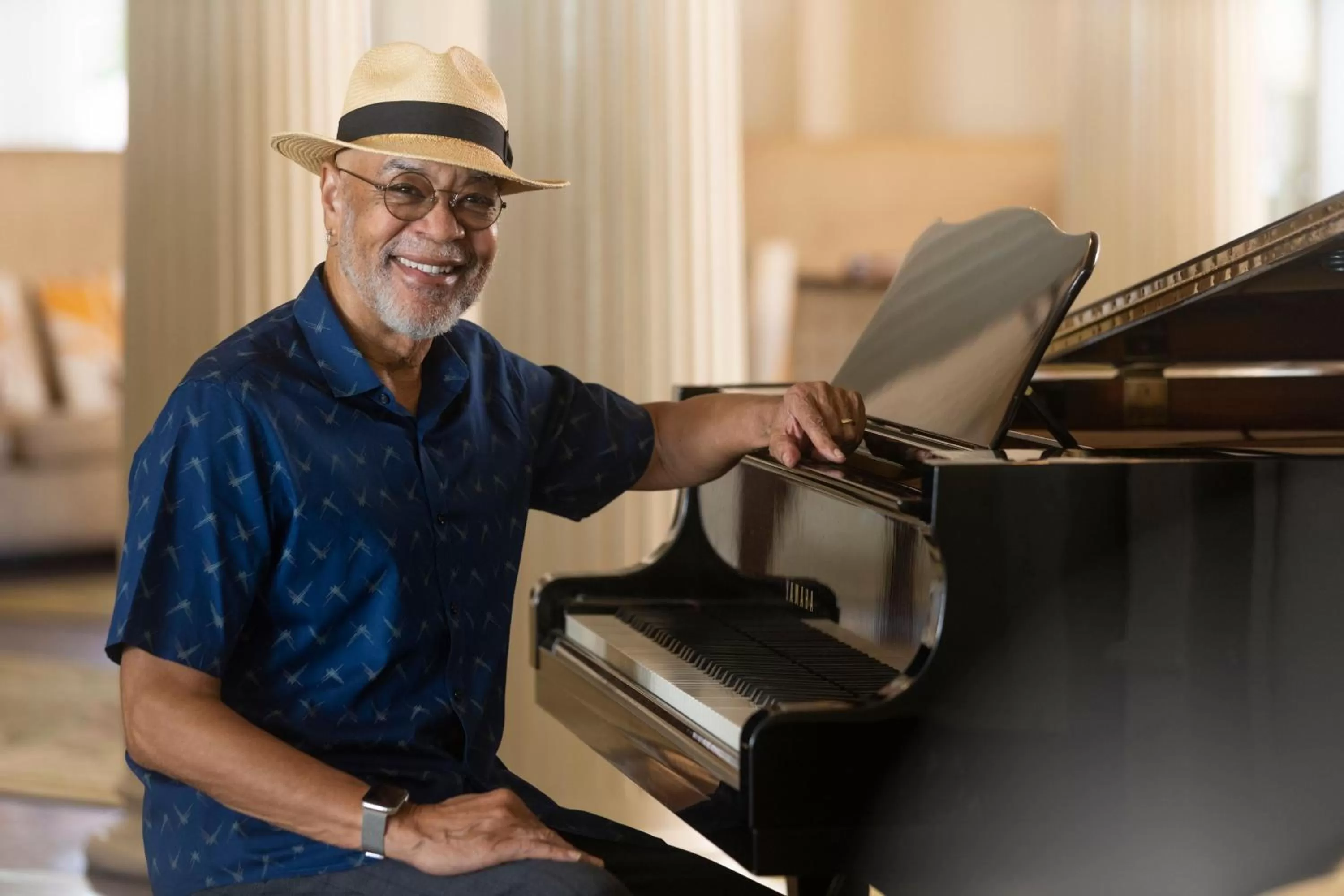 Lounge or bar in Moana Surfrider, A Westin Resort & Spa, Waikiki Beach