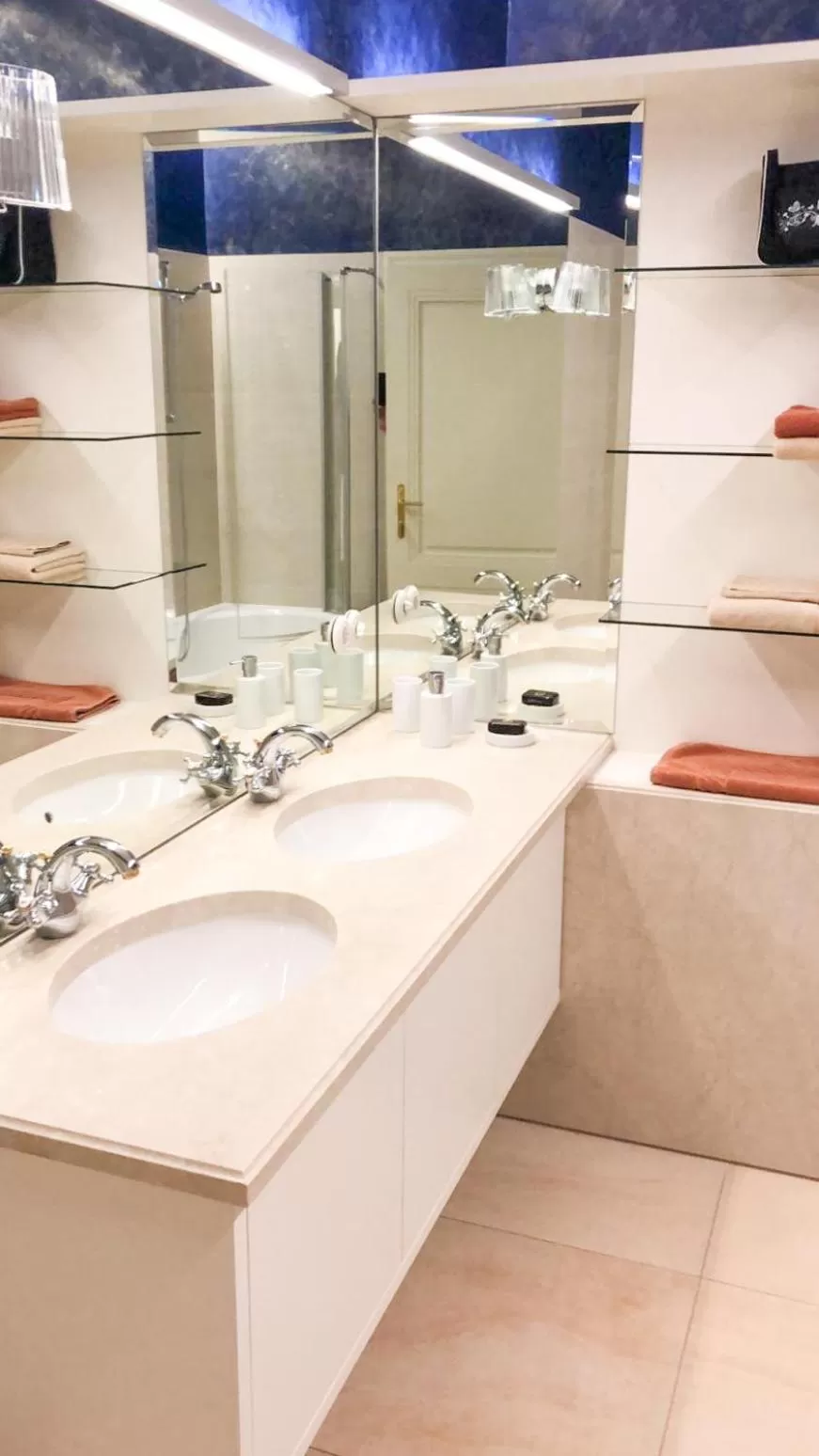 Bathroom in Die Schmiede