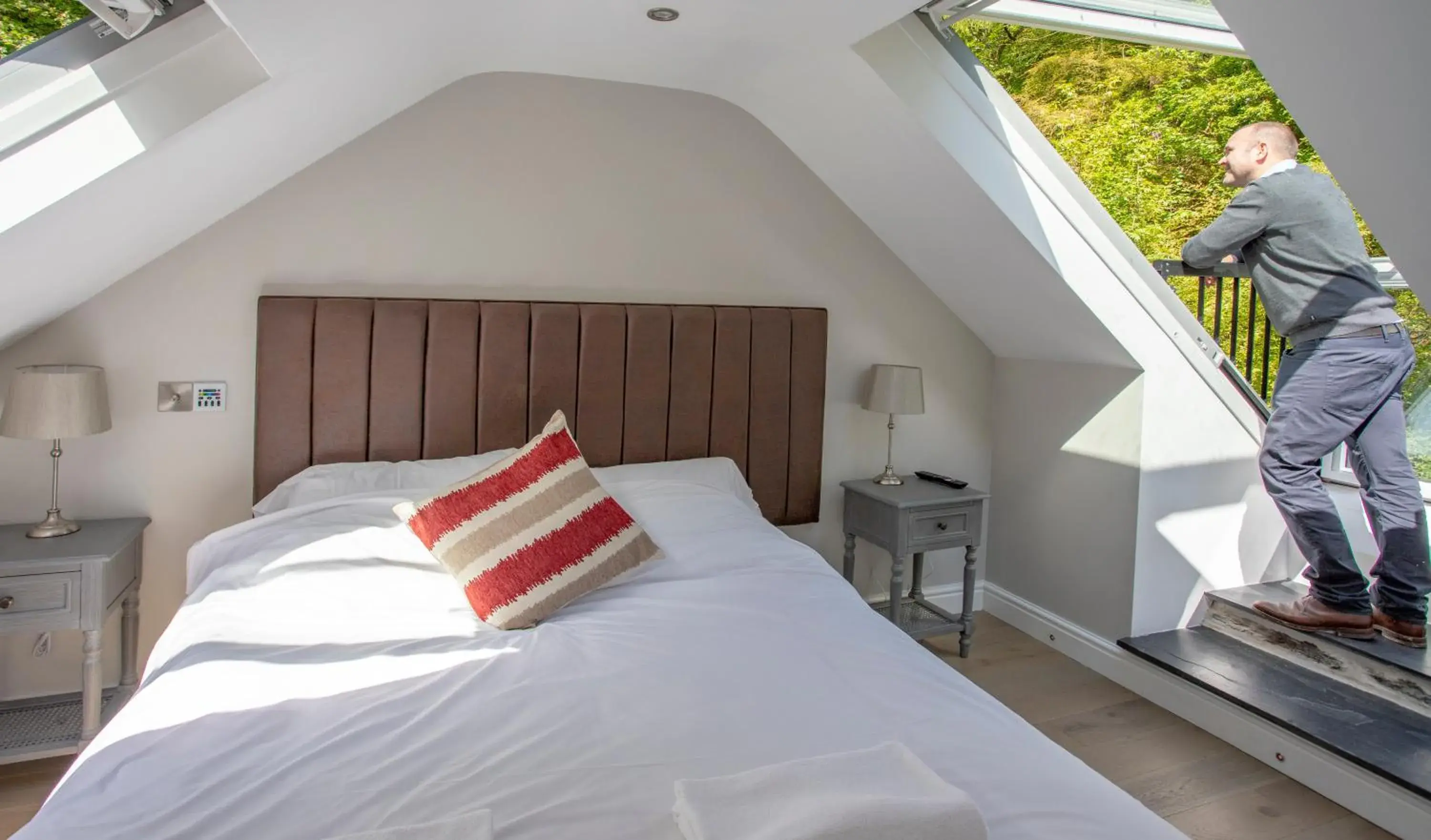 Bedroom, Bed in Aberdunant Hall Country Hotel