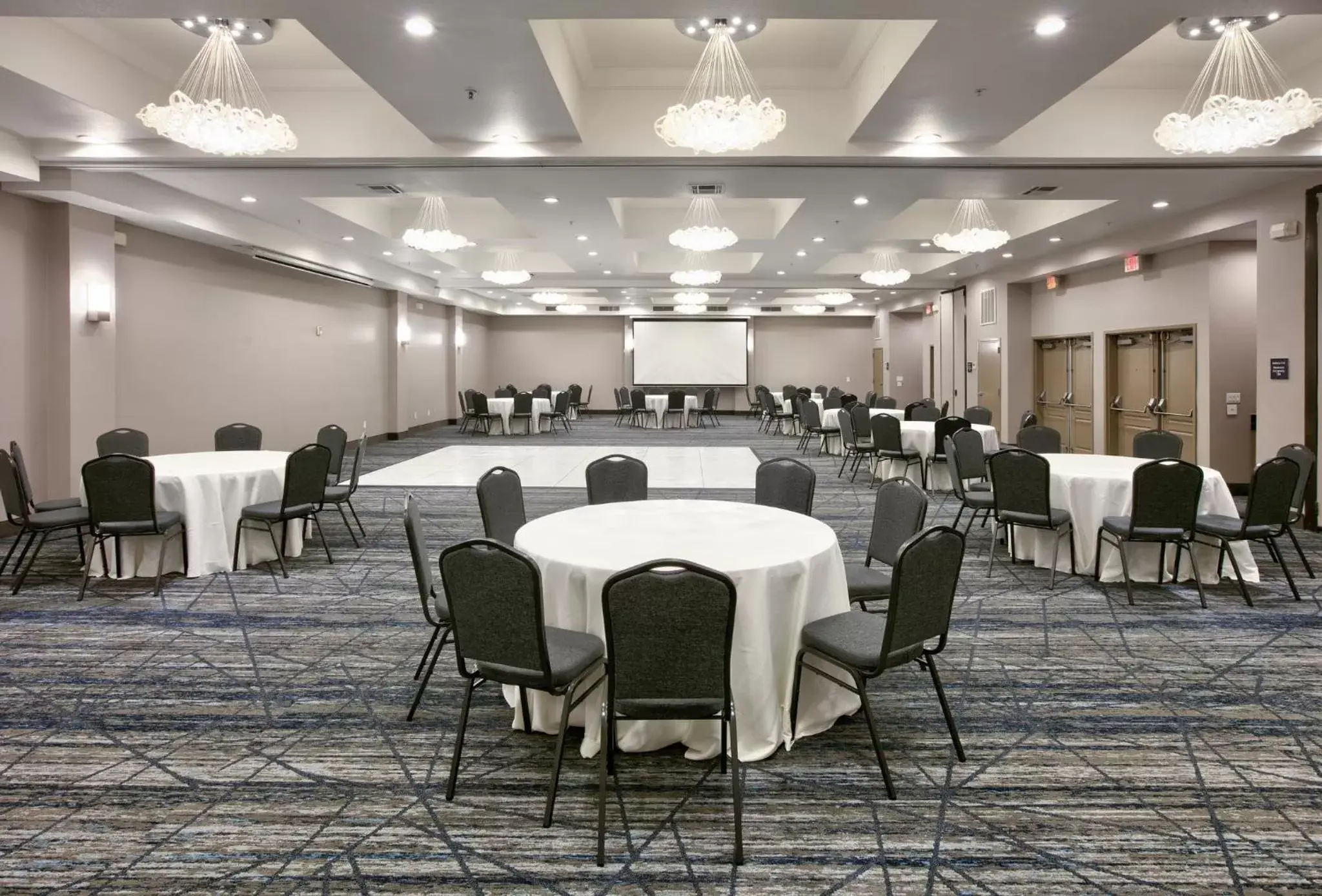 Meeting/conference room in Holiday Inn Express & Suites North Dallas at Preston, an IHG Hotel