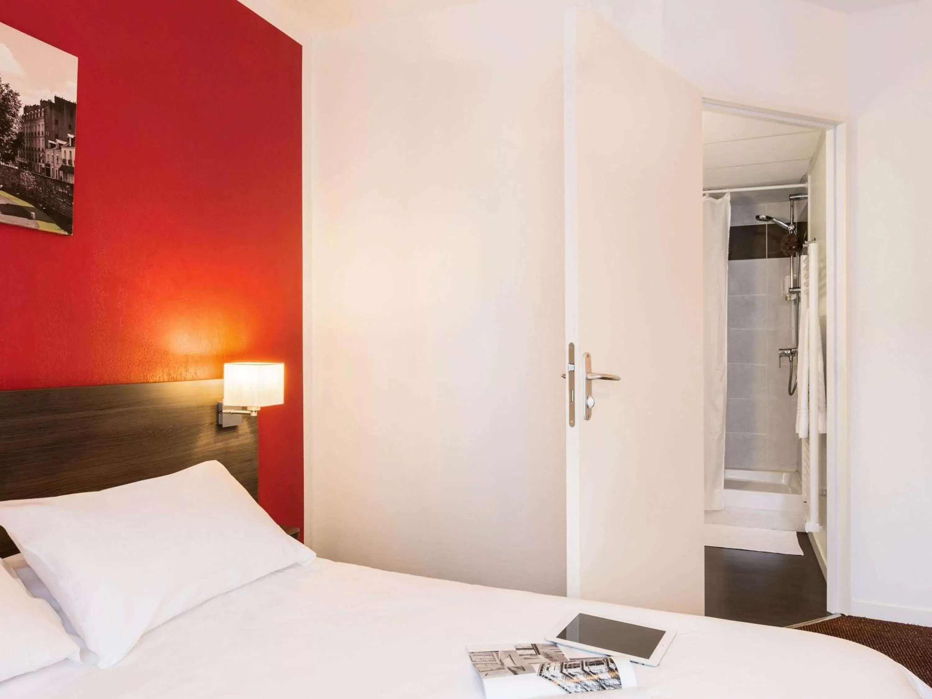 Photo of the whole room, Bed in Aparthotel Adagio Access Nantes Viarme