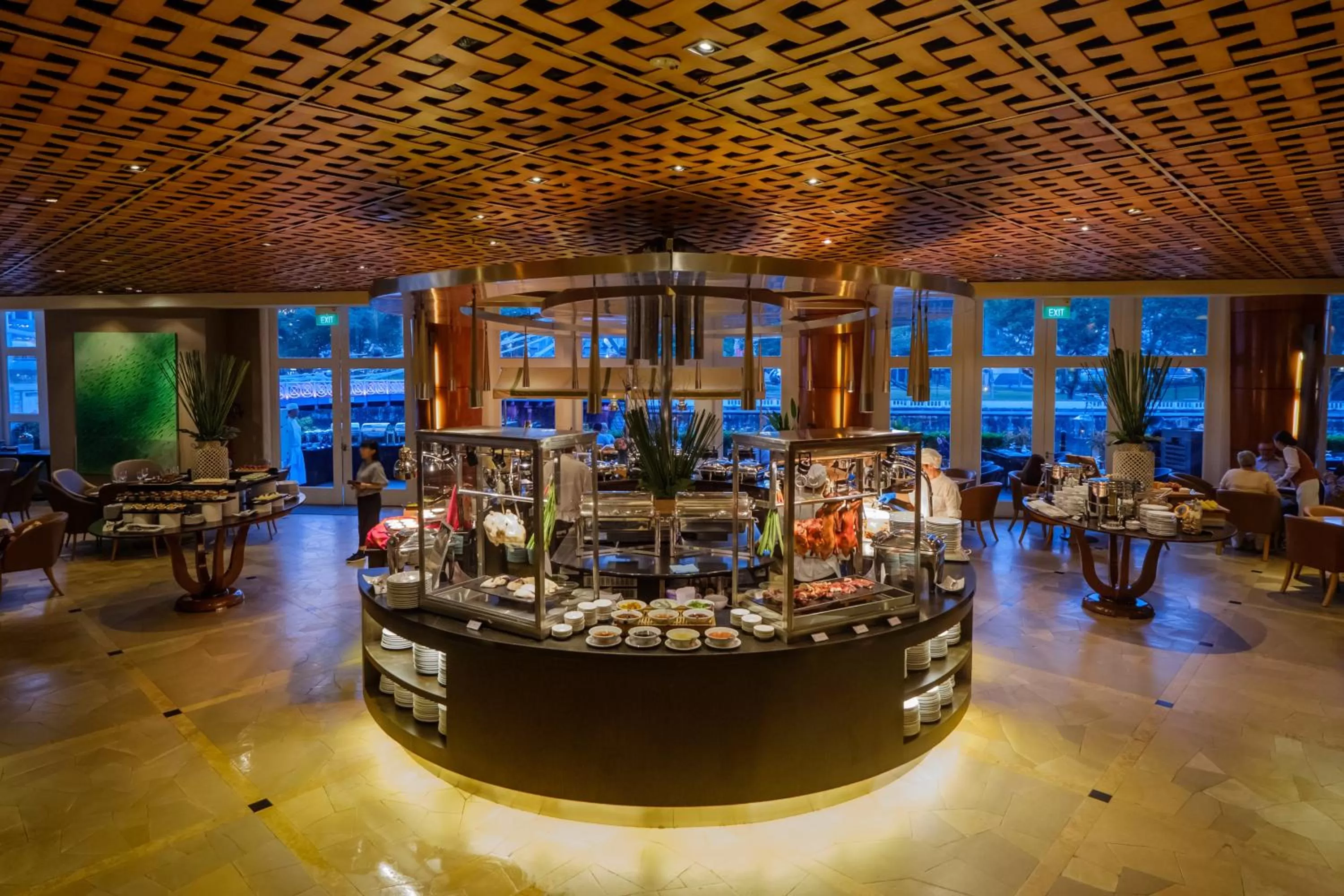 Breakfast in The Fullerton Hotel Singapore