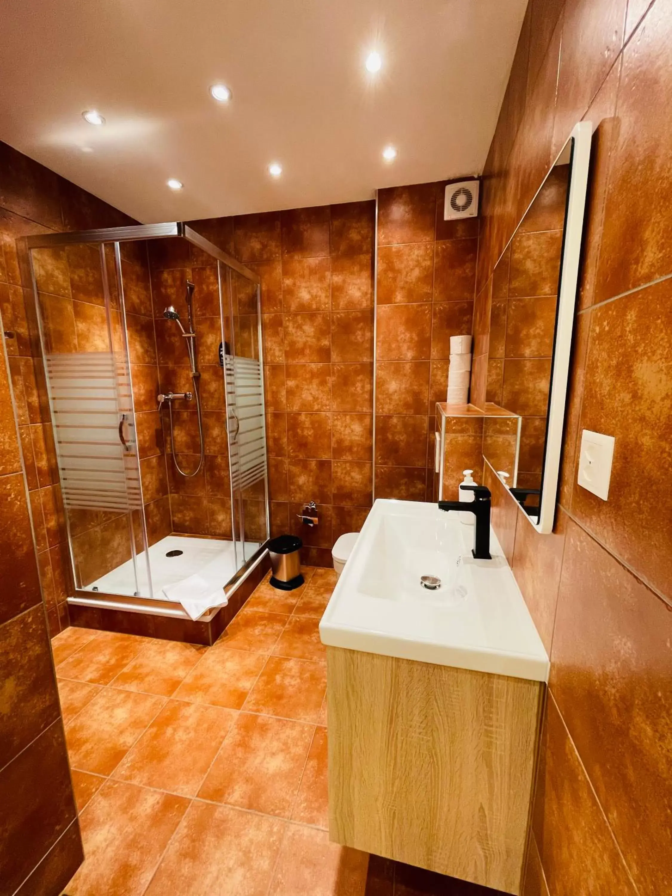 Bathroom in Akomo Bern