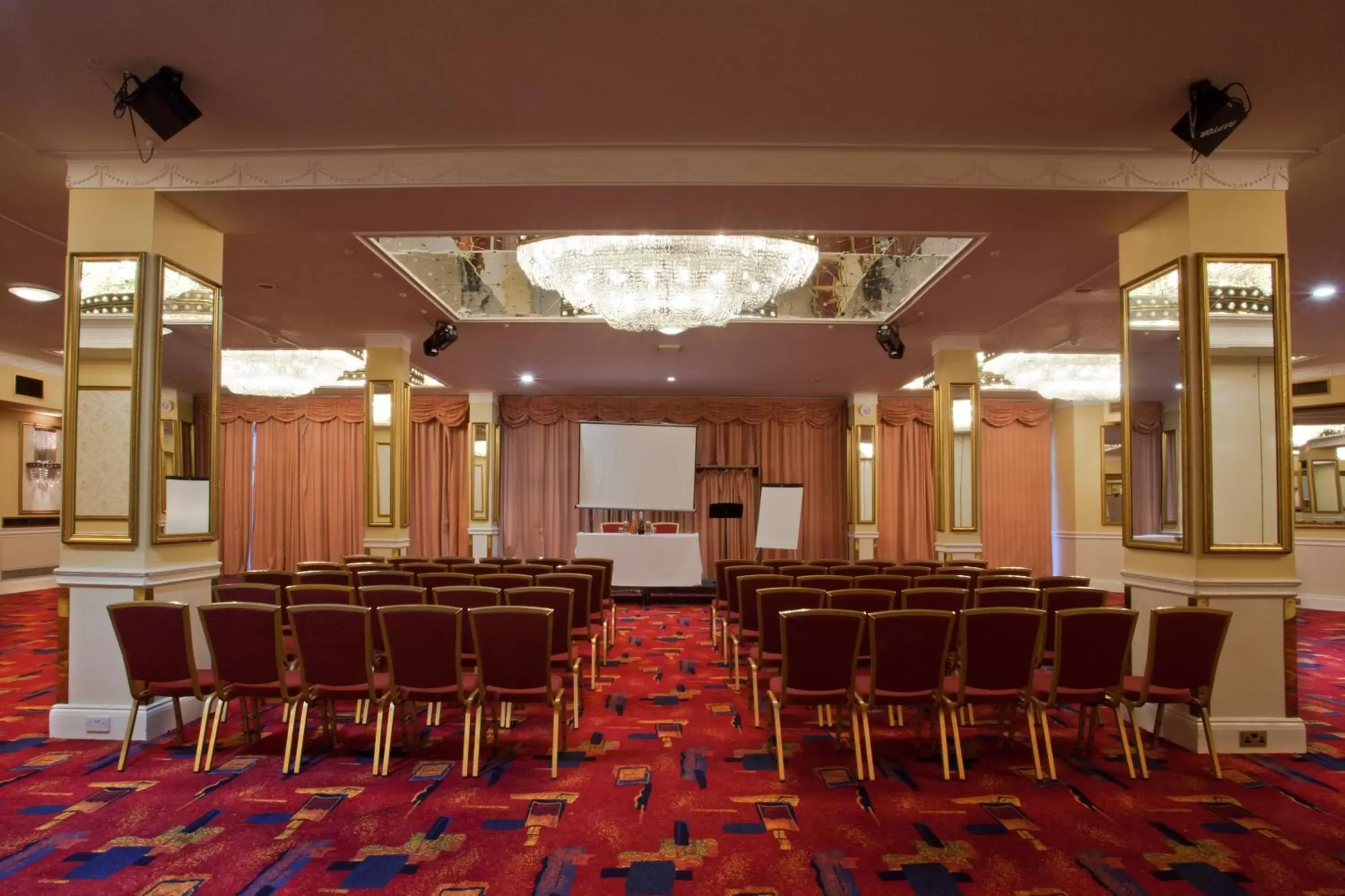 Business facilities in Sachas Hotel Manchester