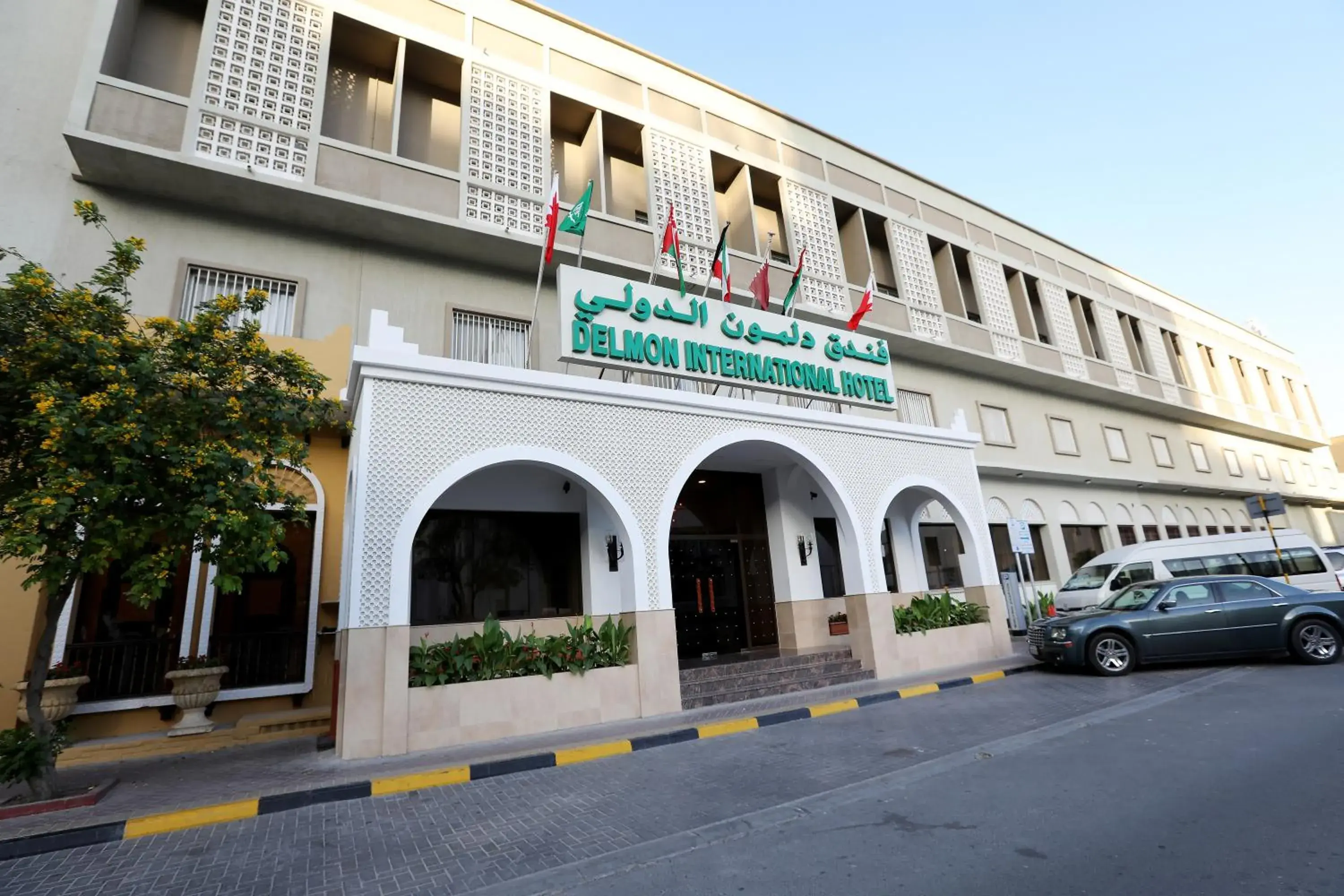 Facade/entrance in Delmon International Hotel