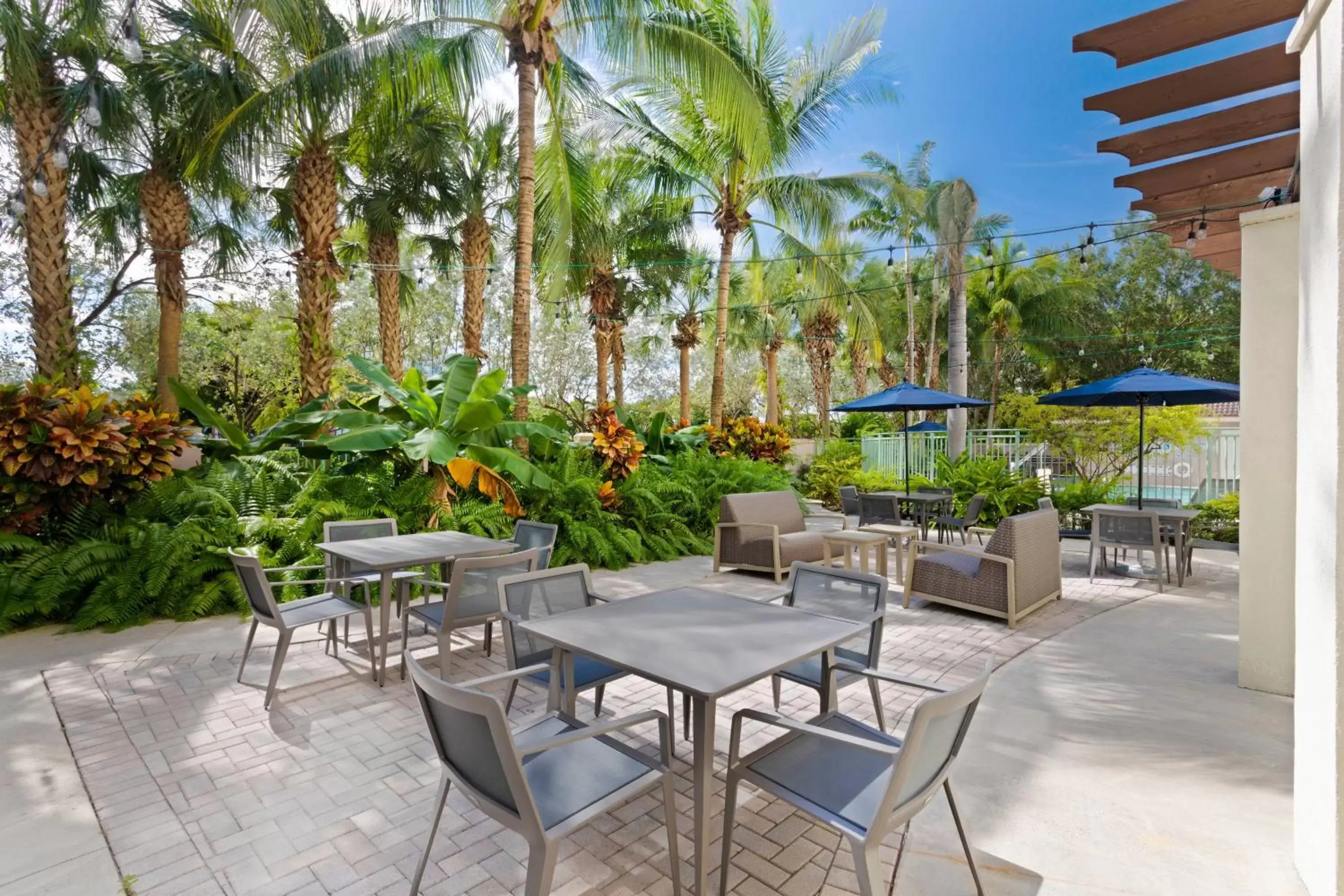 Property building in Courtyard Fort Lauderdale SW Miramar