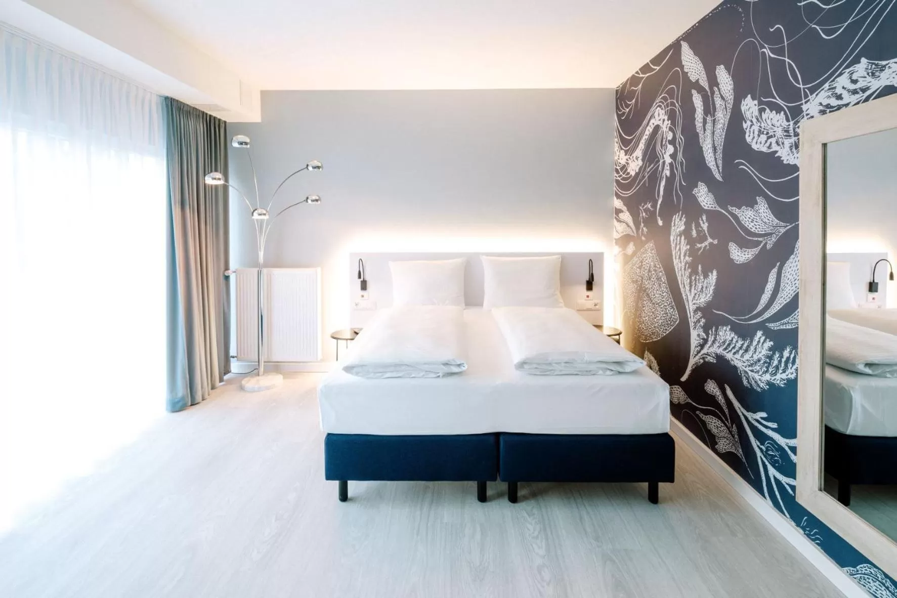 Photo of the whole room, Bed in Hotel am Zoo