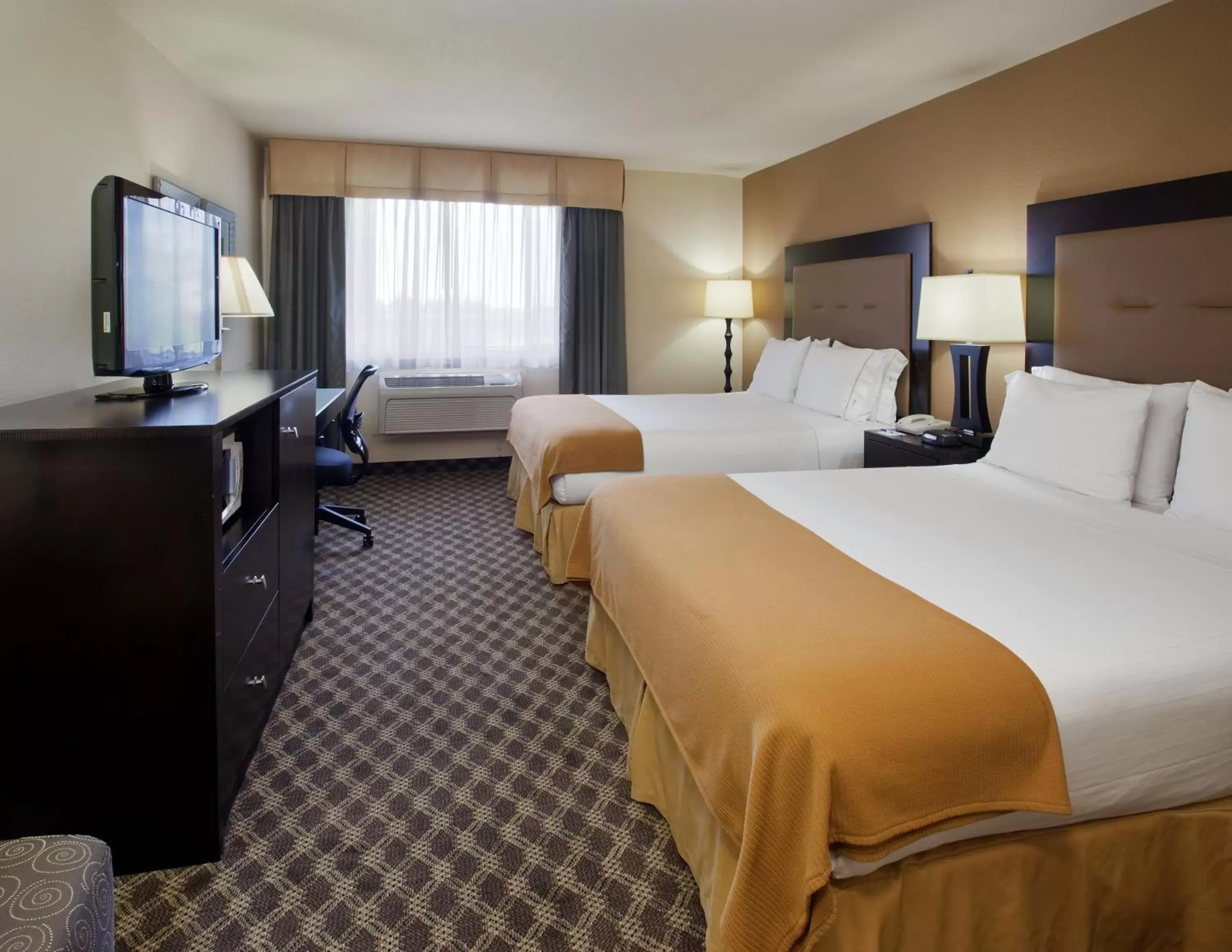 Photo of the whole room in Holiday Inn Express Hotel Union City San Jose, an IHG Hotel