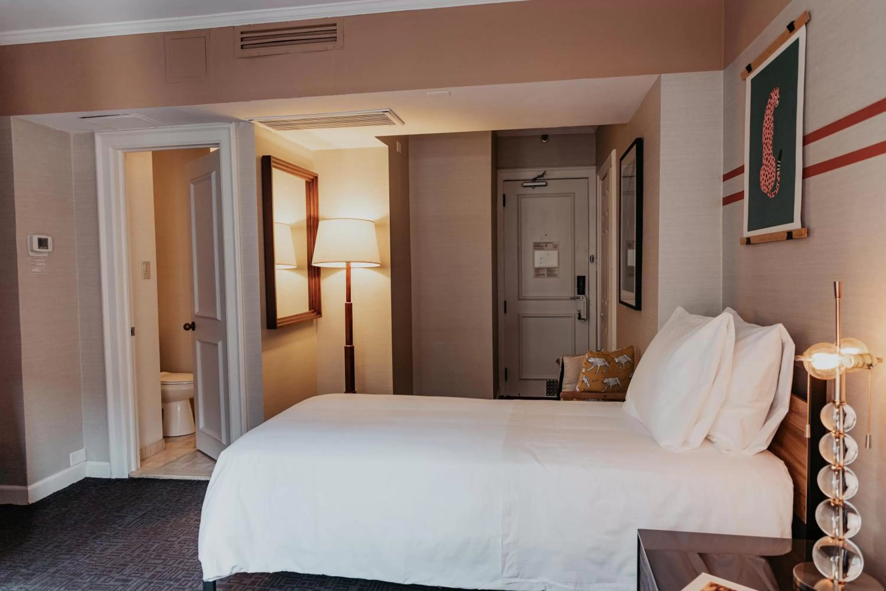 Bedroom, Bed in Selina Chicago