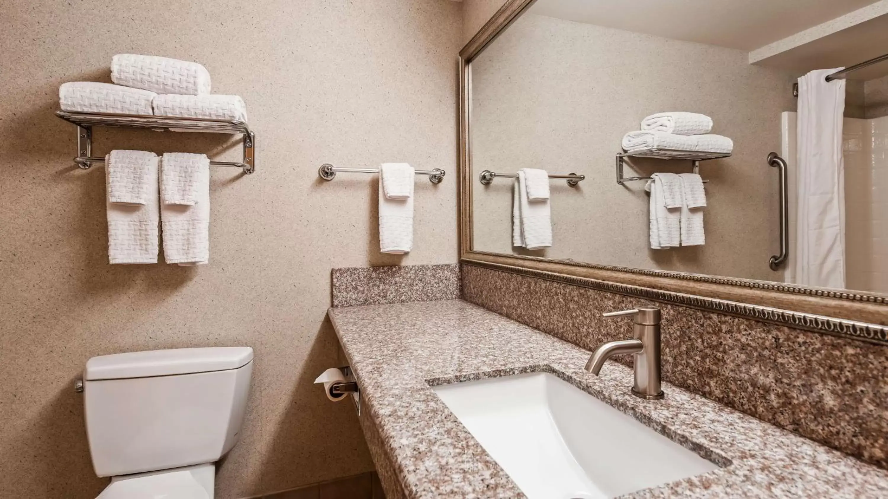 Bathroom in Best Western Plus North Las Vegas Inn & Suites