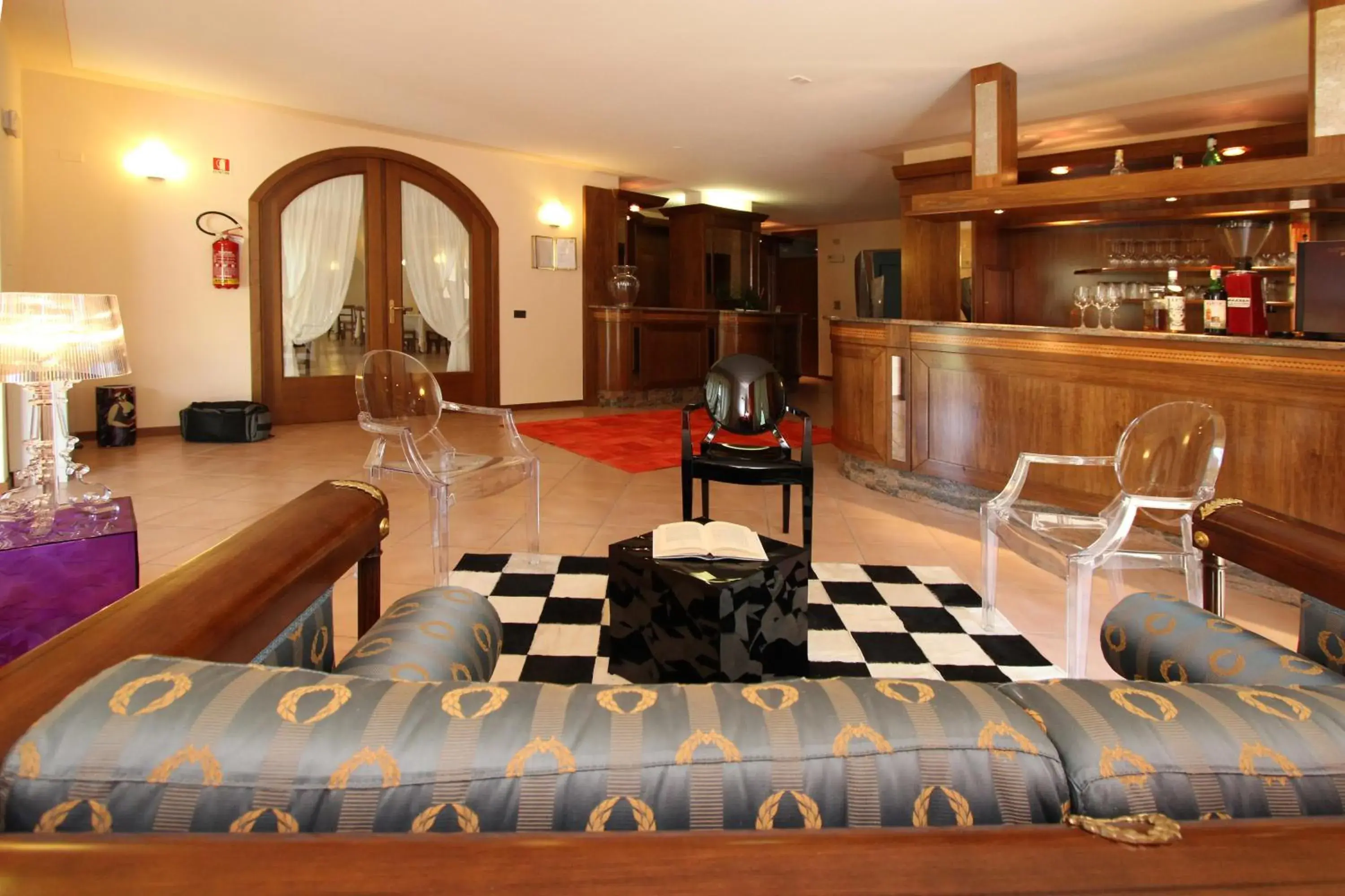 Lobby or reception, Lounge/Bar in Hotel Garnì Al Poggio