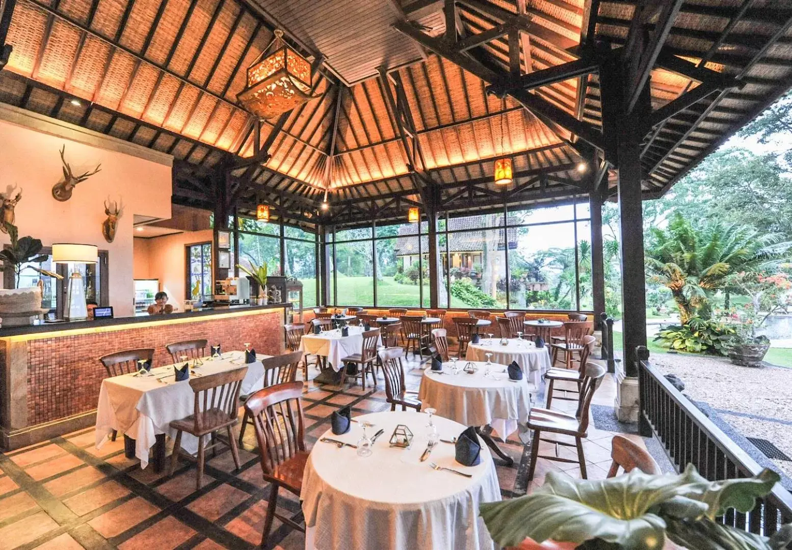 Restaurant/places to eat in Ijen Resort and Villas - The Hidden Paradise Restaurant/places to eat in Ijen Resort and Villas - The Hidden Paradise