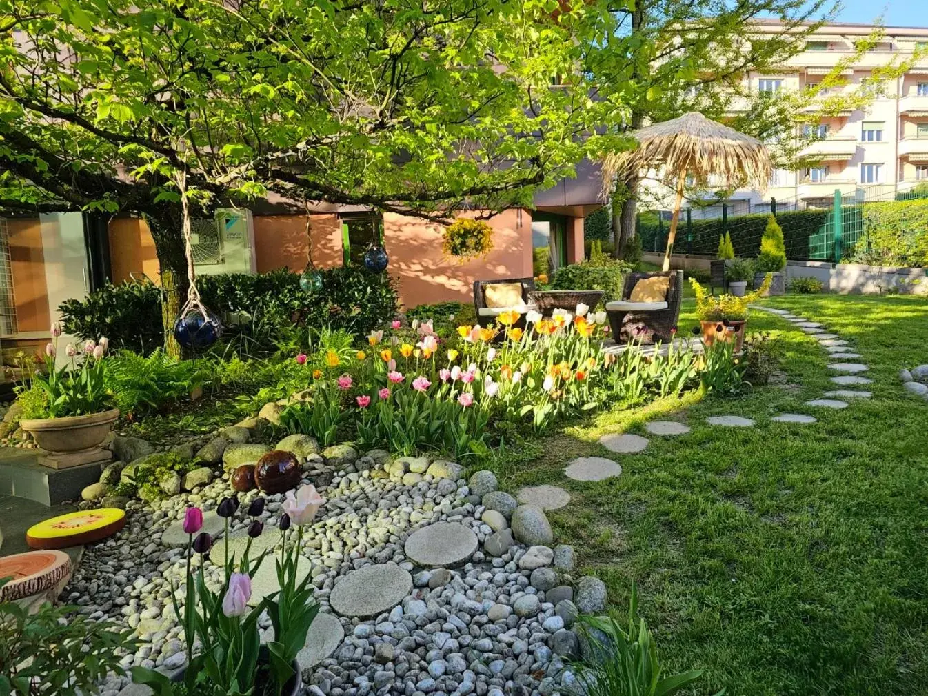 Garden in Tulip Inn Beaulieu Lausanne