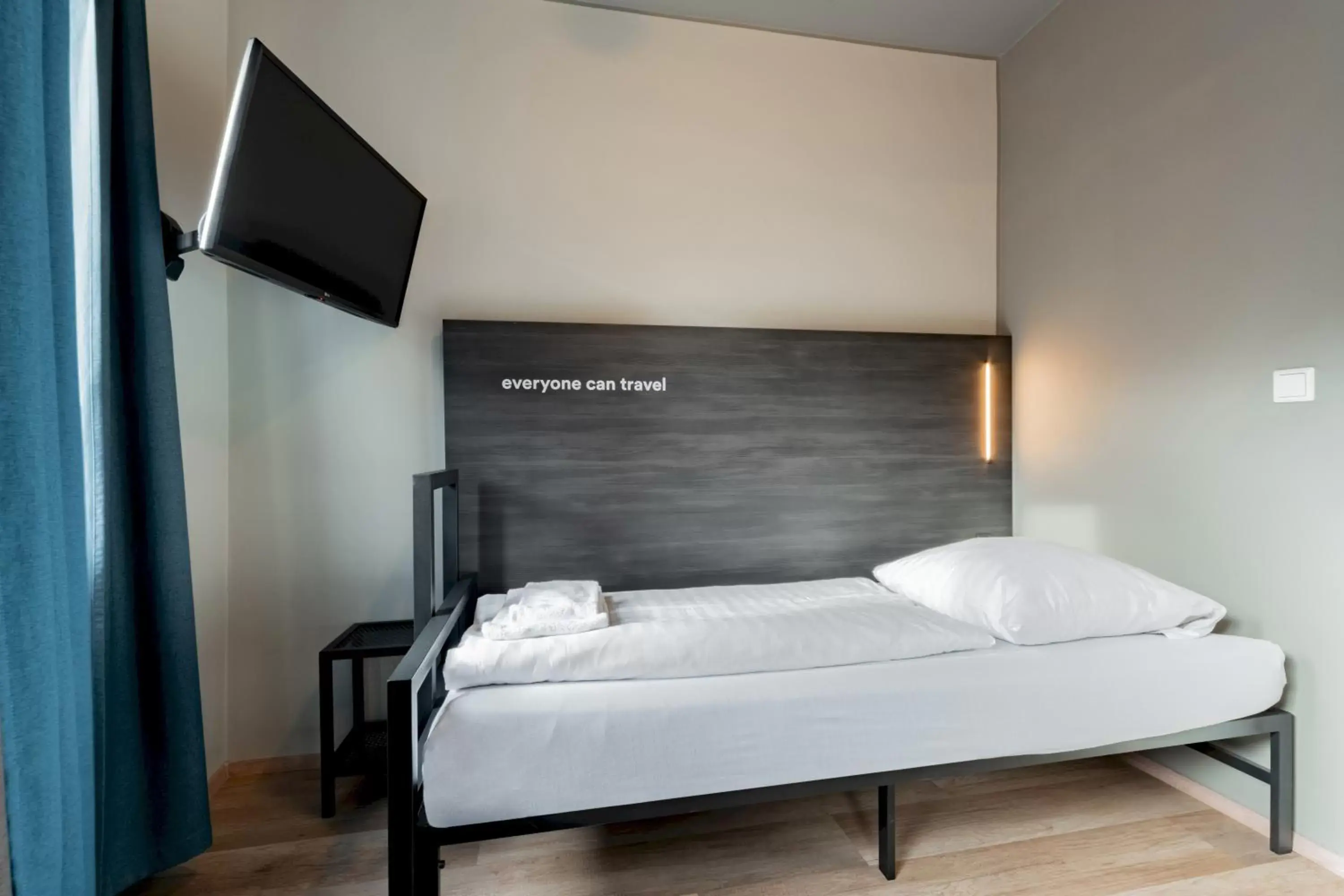 Photo of the whole room, Bed in a&o Köln Dom Photo of the whole room, Bed in a&o Köln Dom