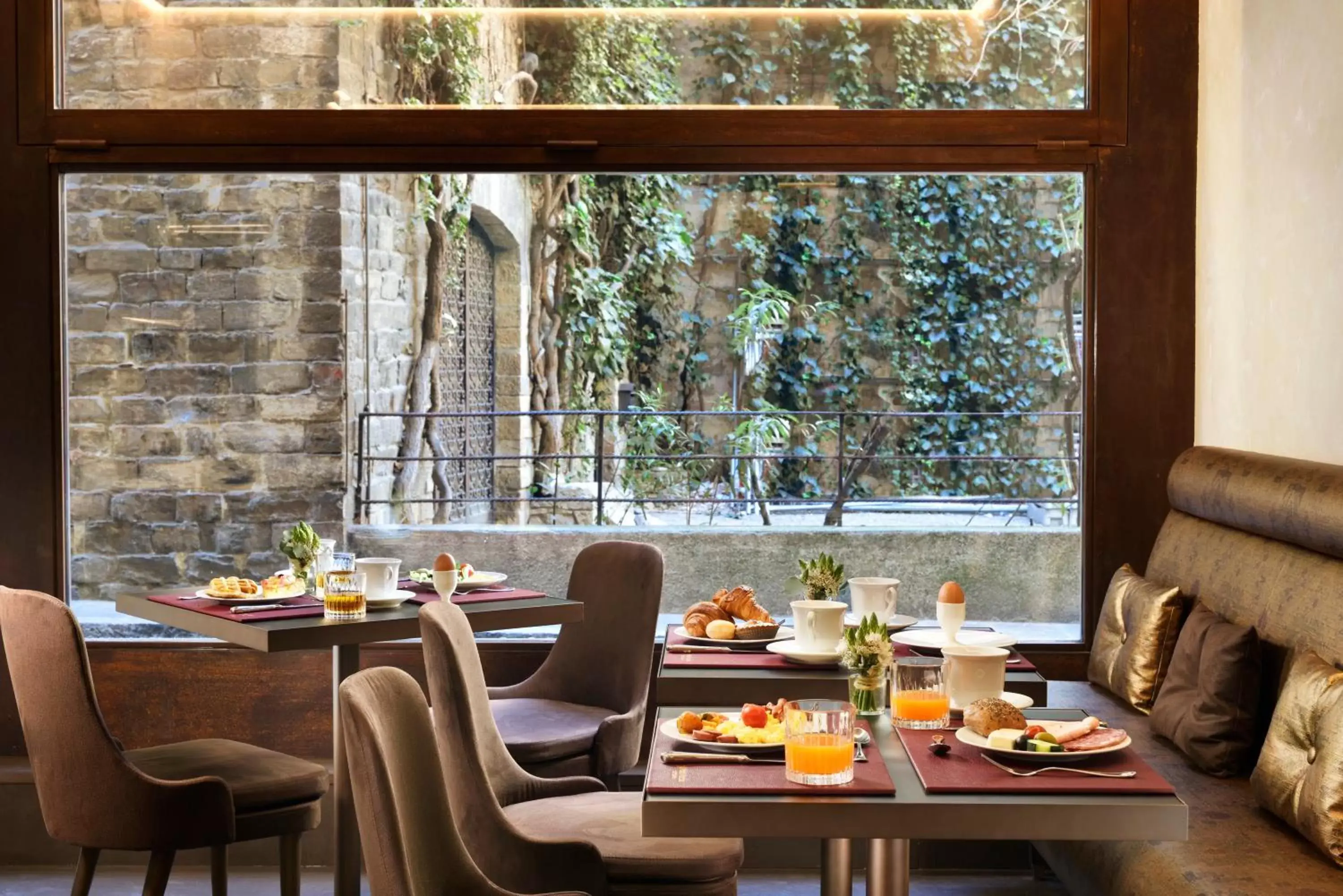 Restaurant/Places to Eat in Ponte Vecchio Suites & Spa