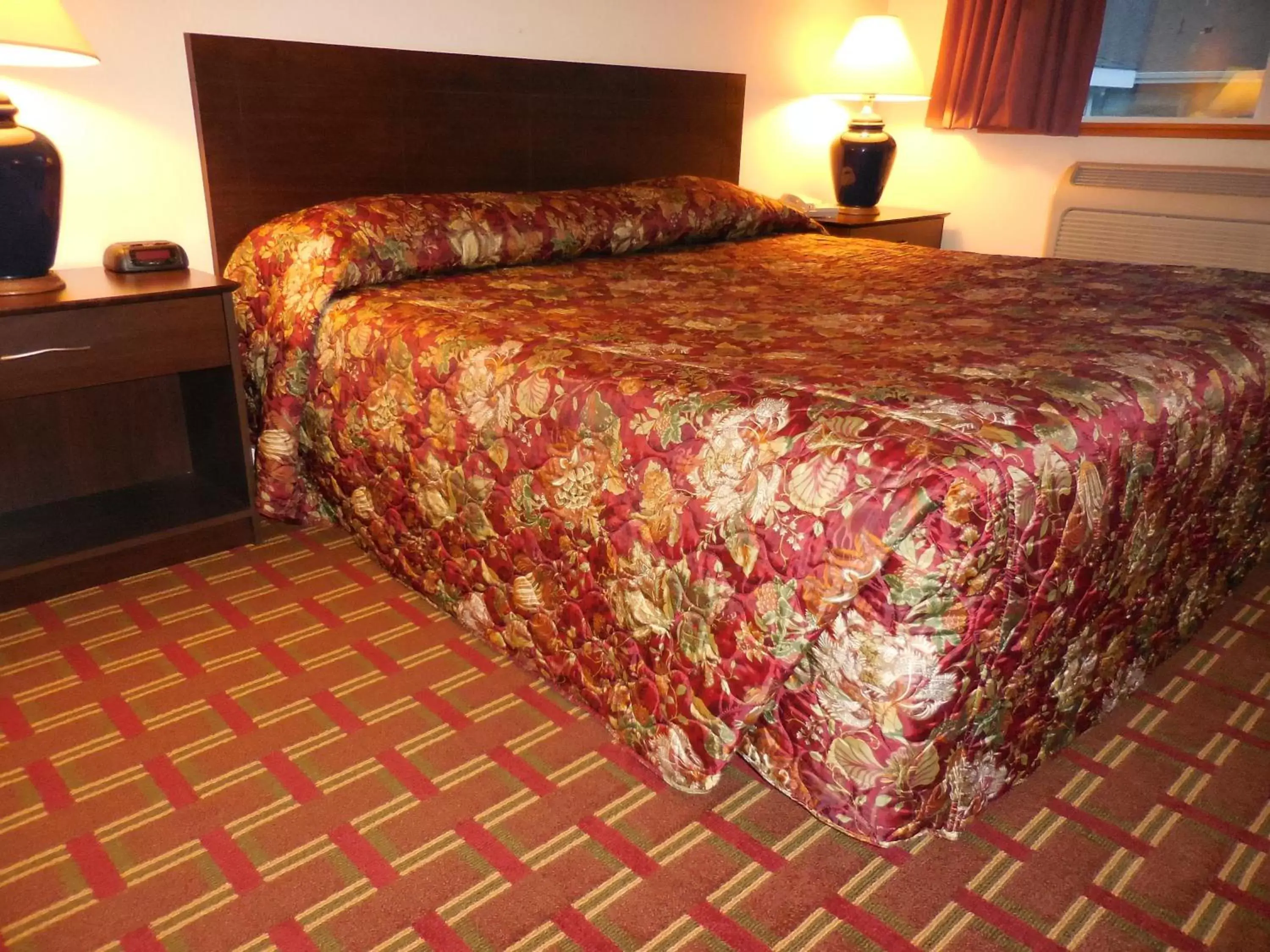 Bed in Bellingham Lodge
