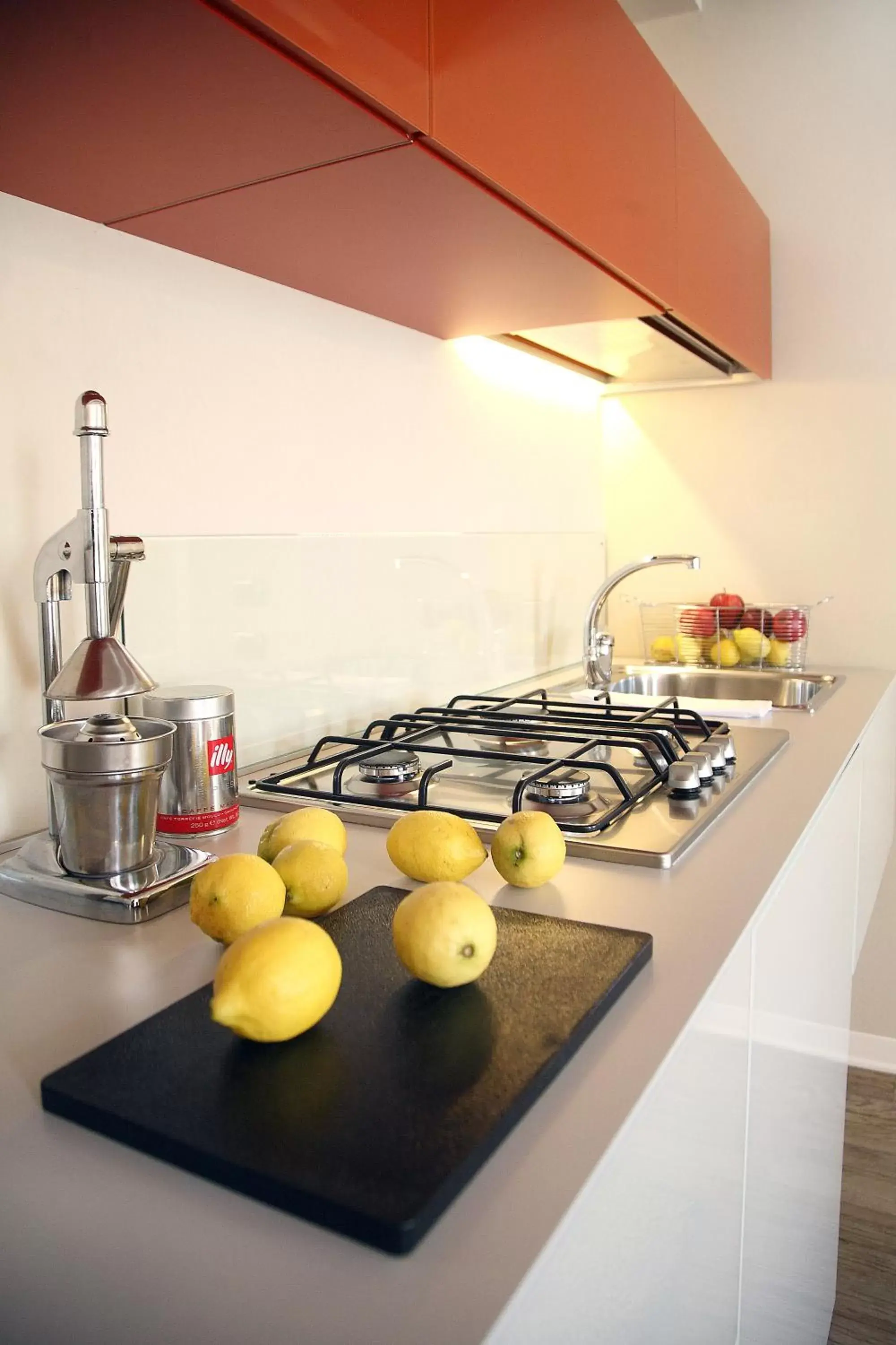 Kitchen or kitchenette, Kitchen/Kitchenette in Corte San Luca Apartments