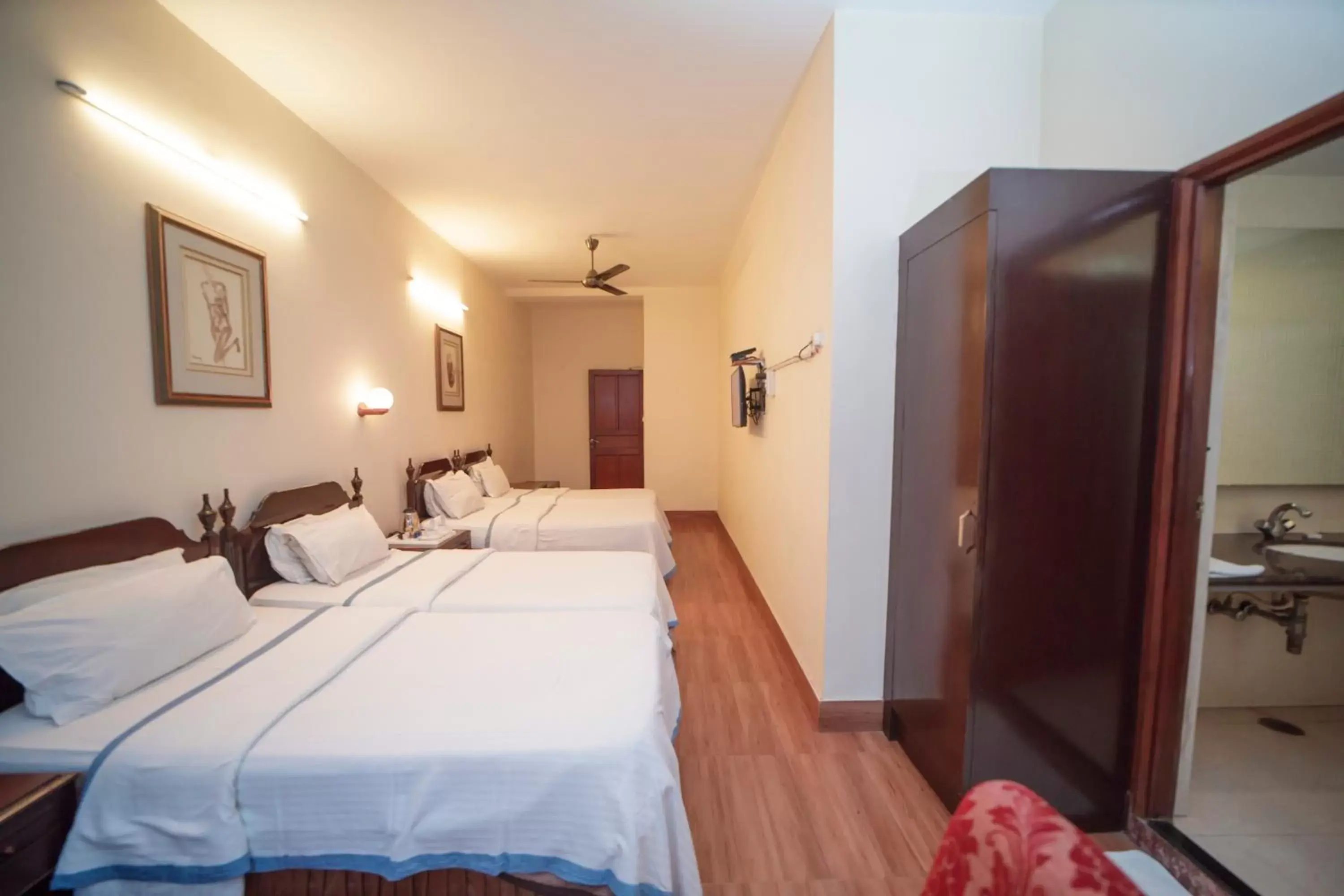 Bed in Hotel H R Palace Bed in Hotel H R Palace