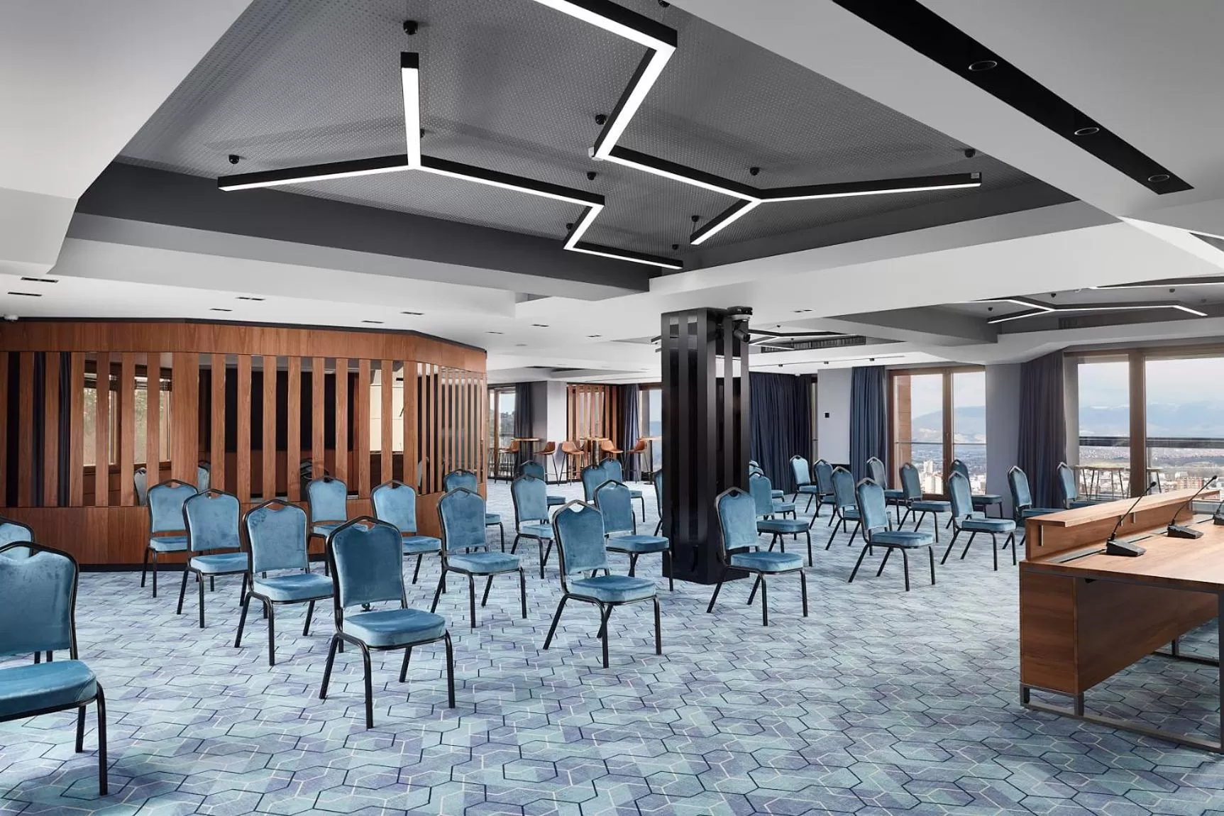 Business facilities in Panoramika Design Hotel