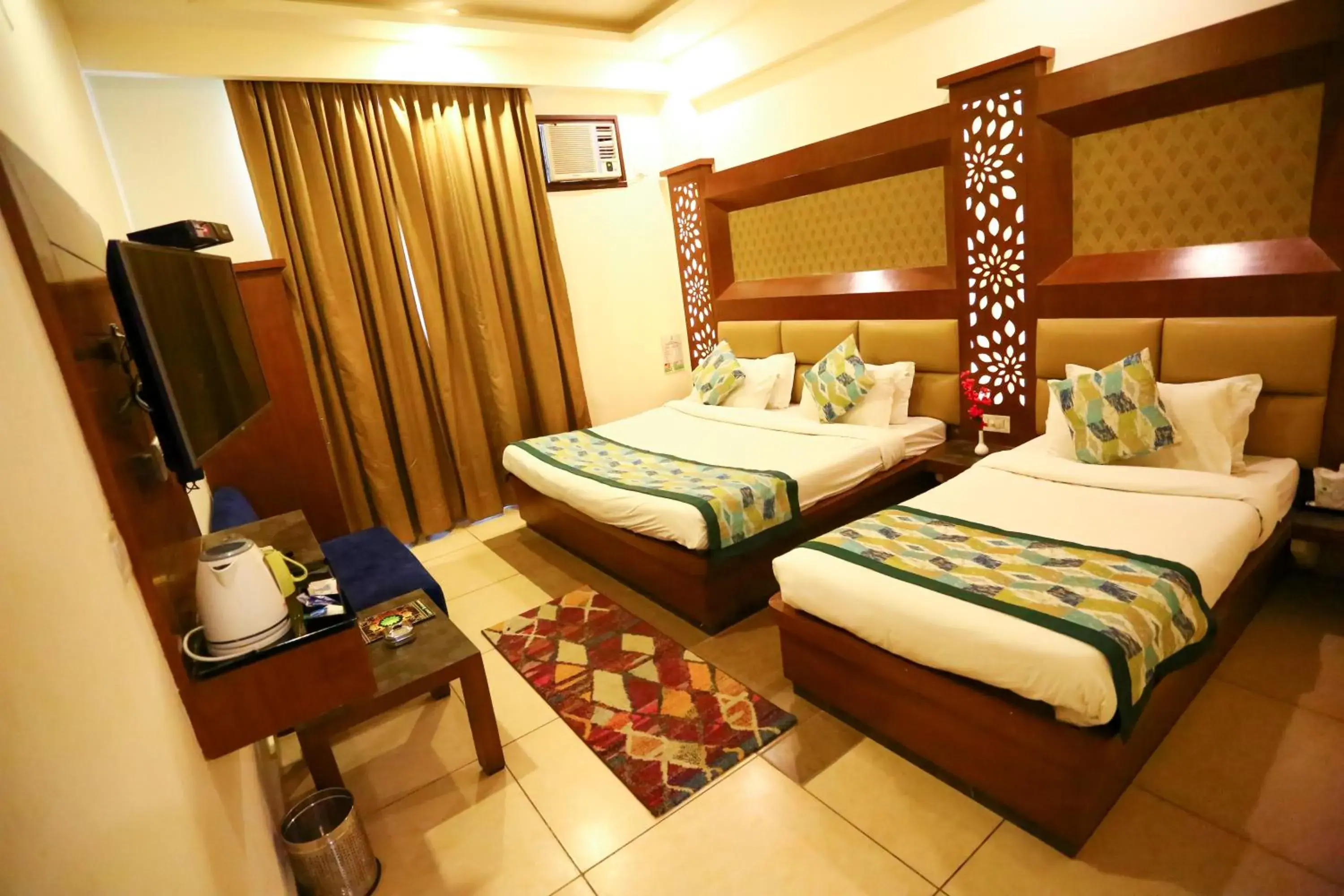 Bed in Hotel Shree Hari Niwas