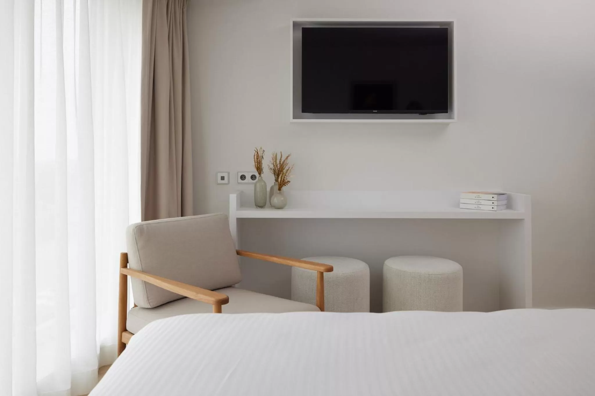 TV and multimedia, Bed in C-Hotels Burlington