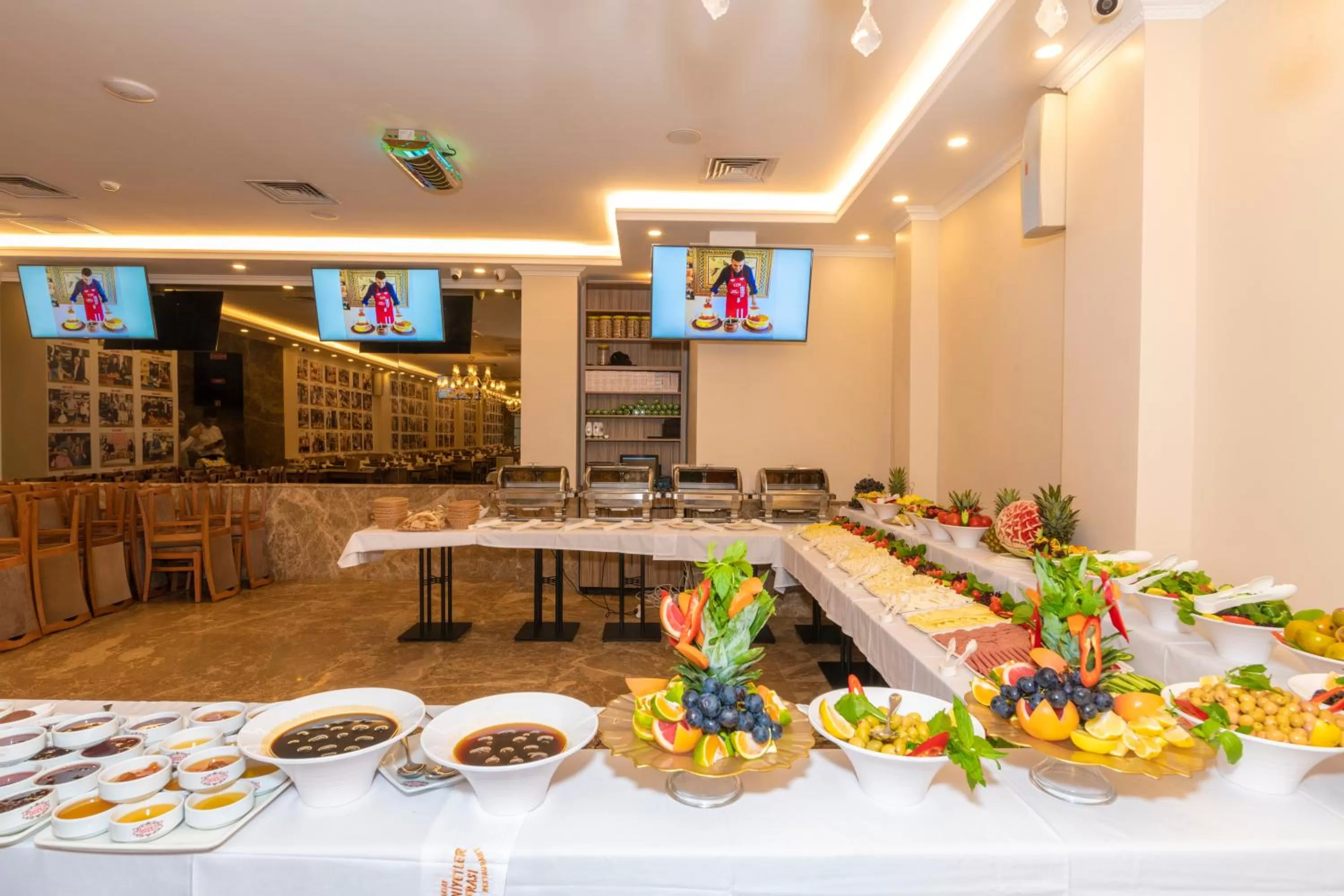 Buffet breakfast in Almadina Hotel Istanbul