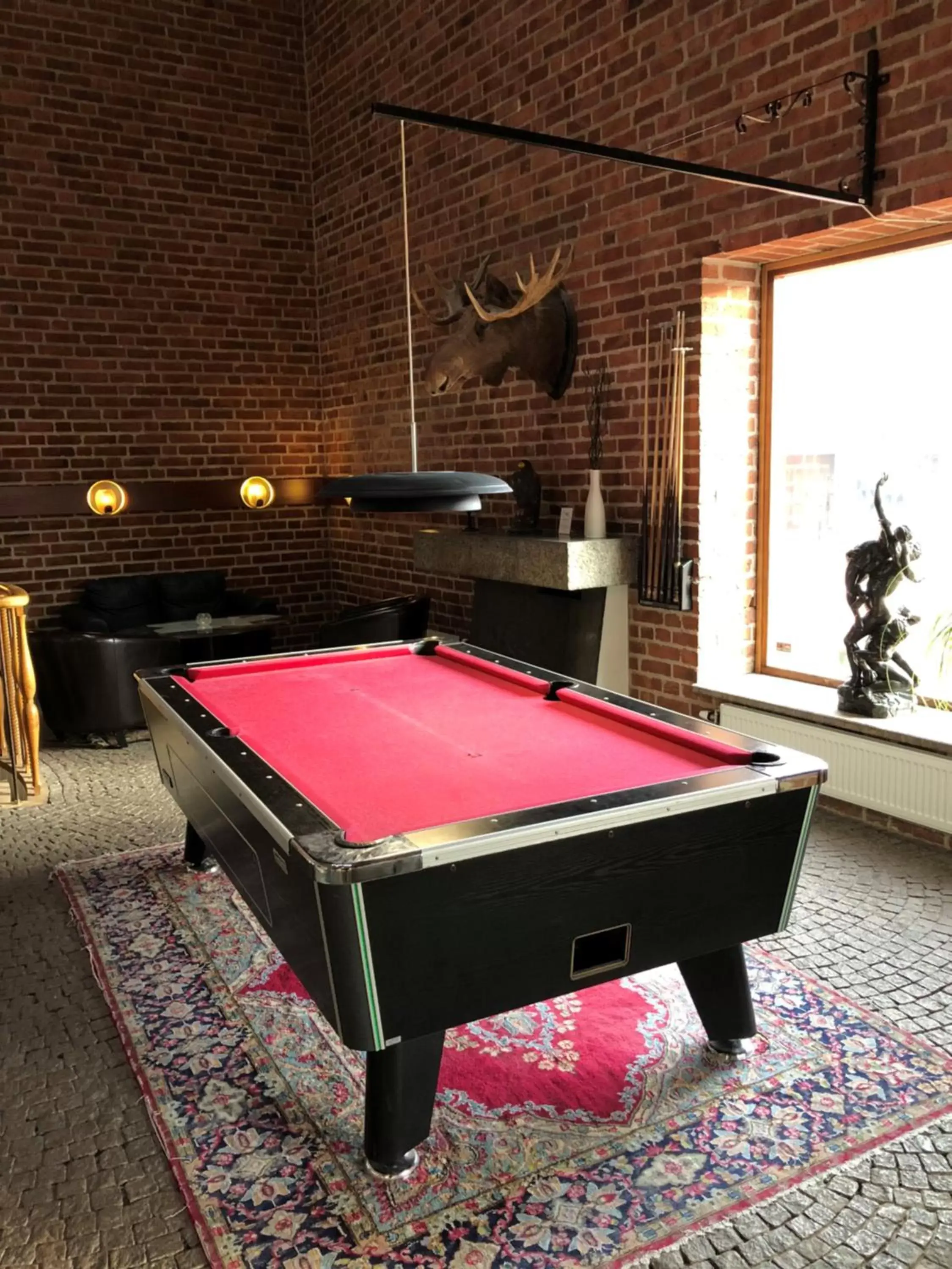 Billiard, Billiards in Hotell Alfred Nobel