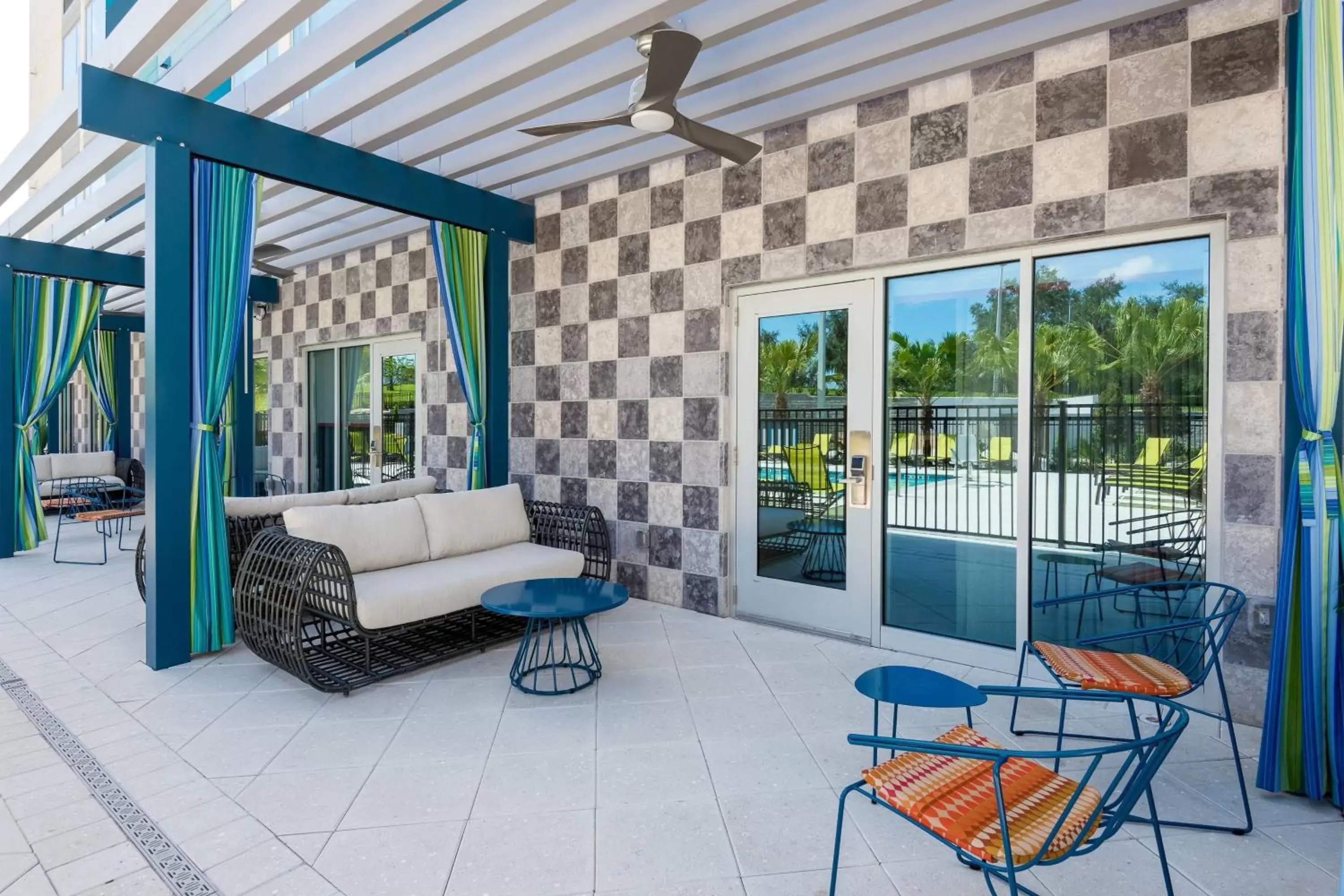 Swimming pool, Seating Area in SpringHill Suites Lakeland