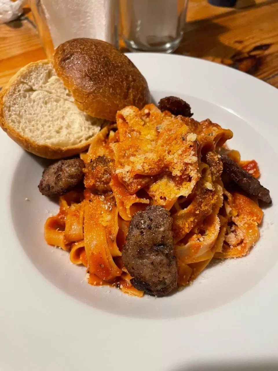 Restaurant/places to eat in Vela Terraces Hotel