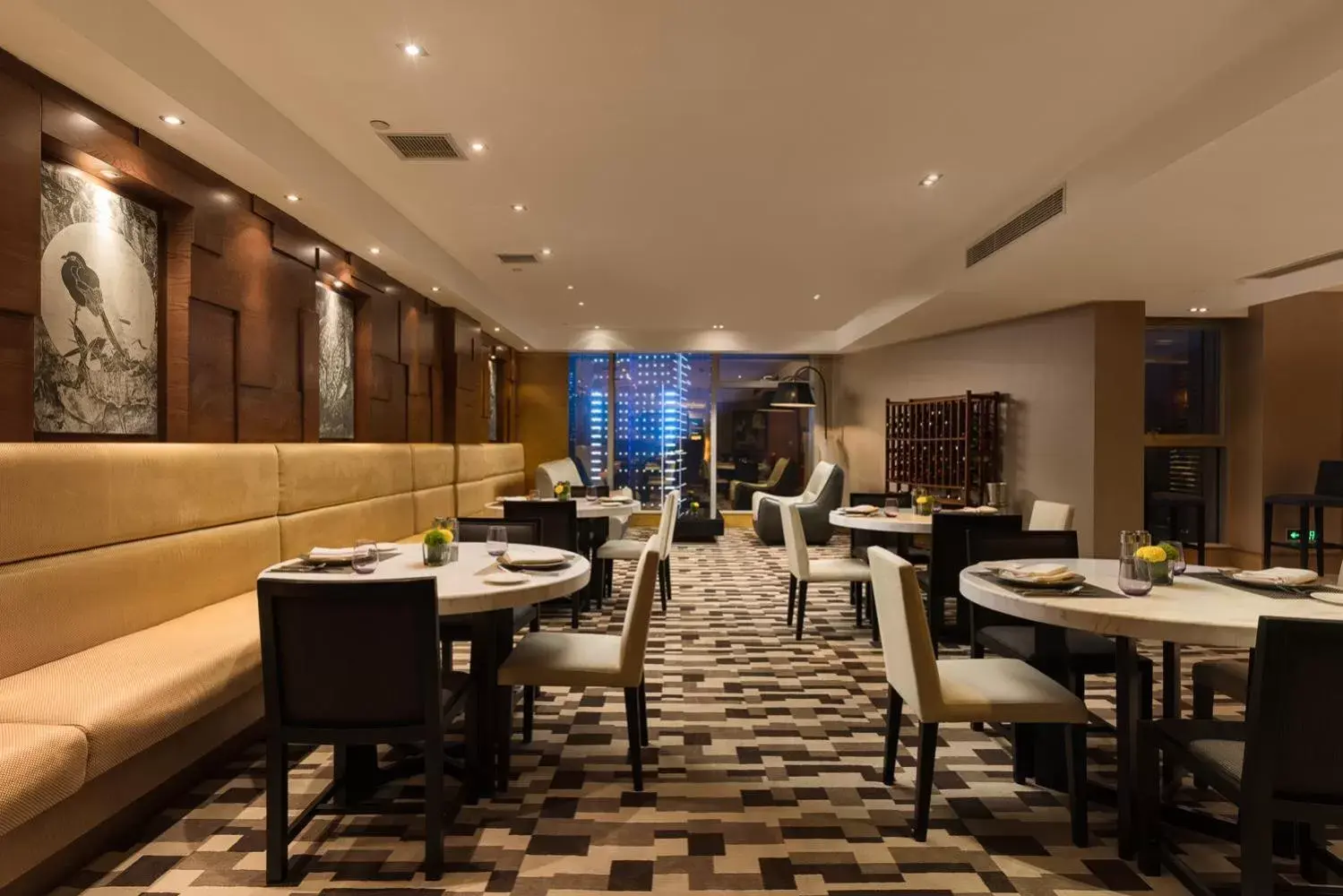 Seating area, Restaurant/Places to Eat in Glenview ITC Plaza Chongqing