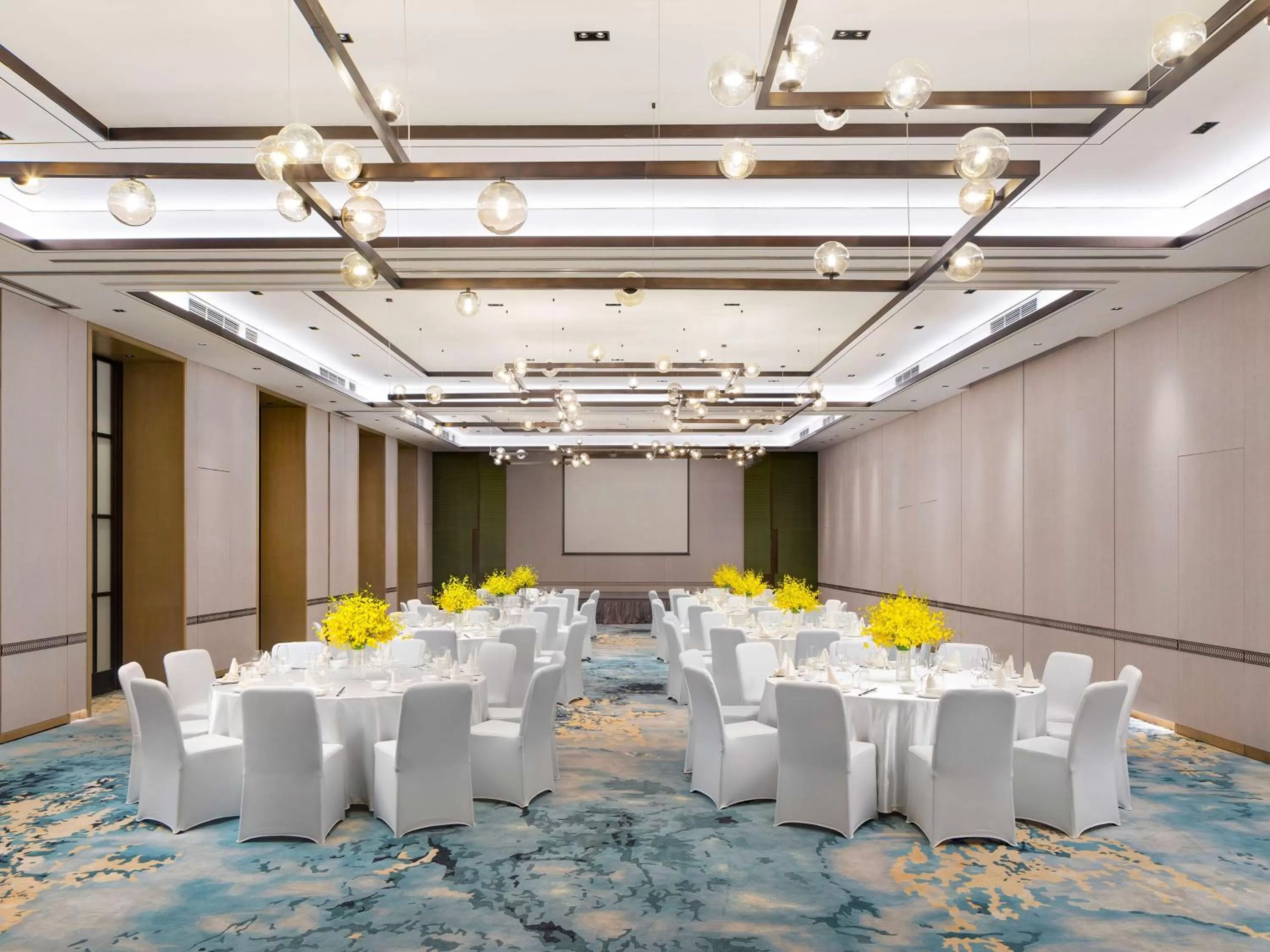 Meeting/conference room in Doubletree By Hilton Kunming Airport