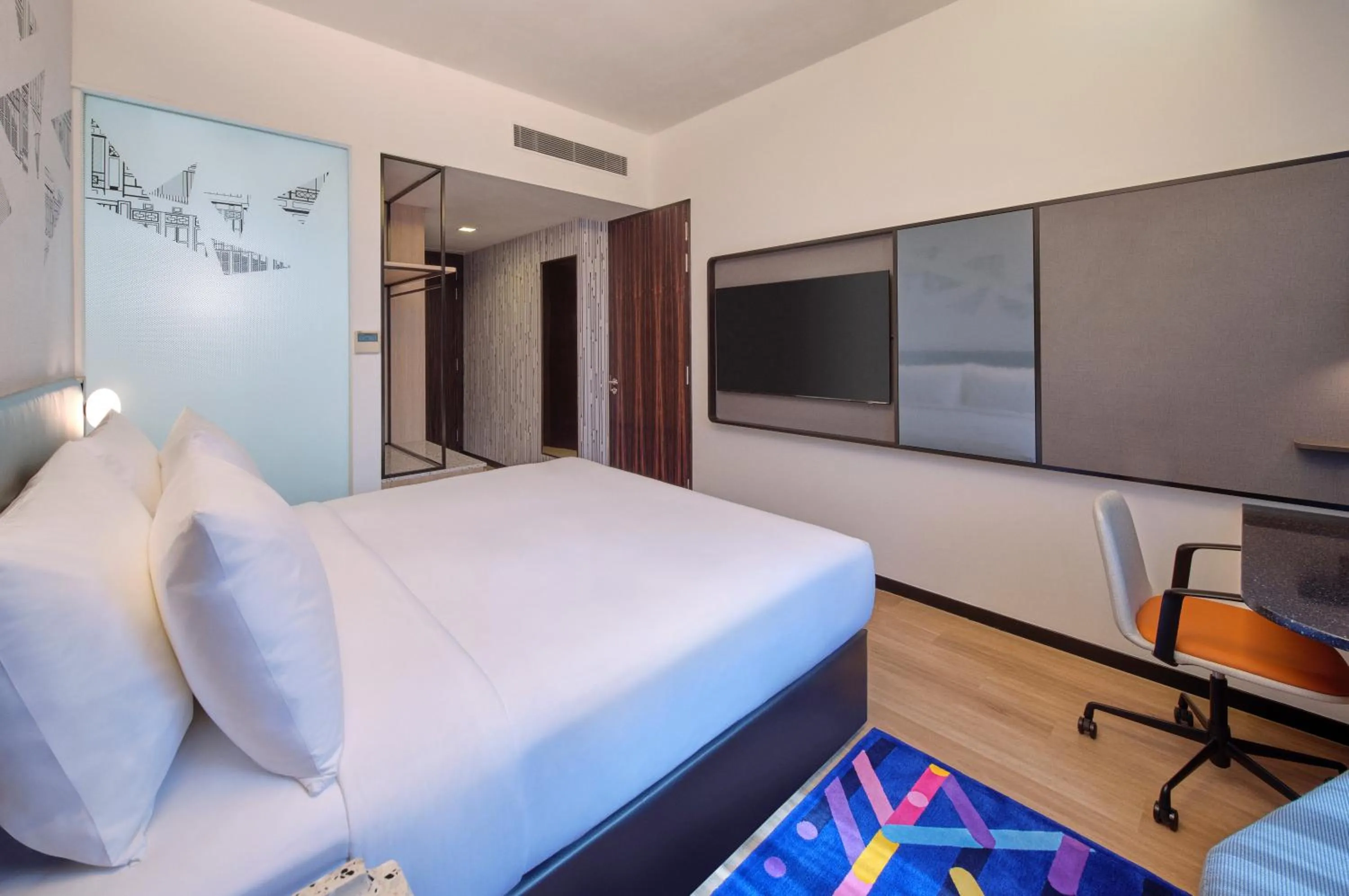Bed in Aloft Singapore Novena