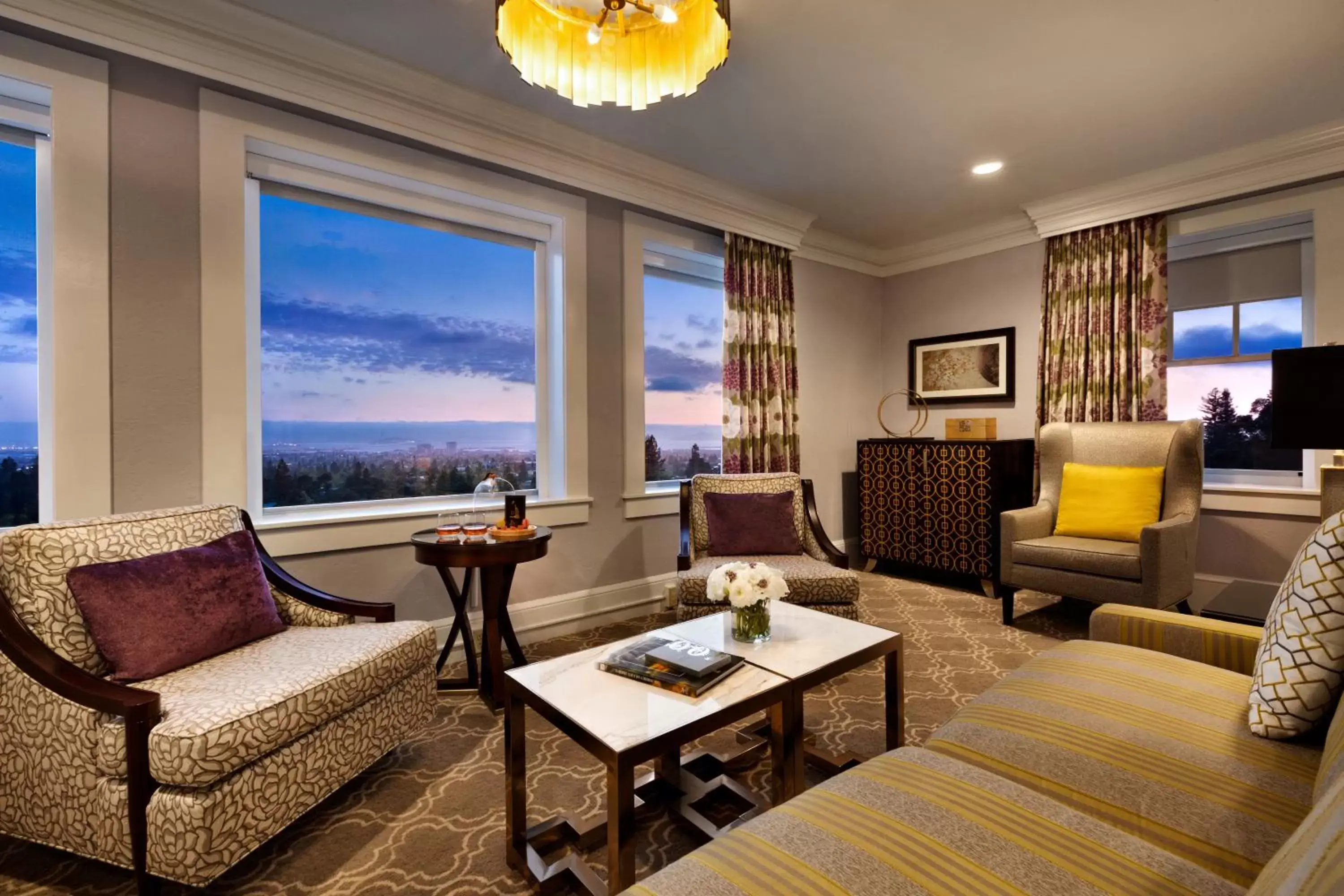 Living room, Seating Area in The Claremont Club & Spa, A Fairmont Hotel