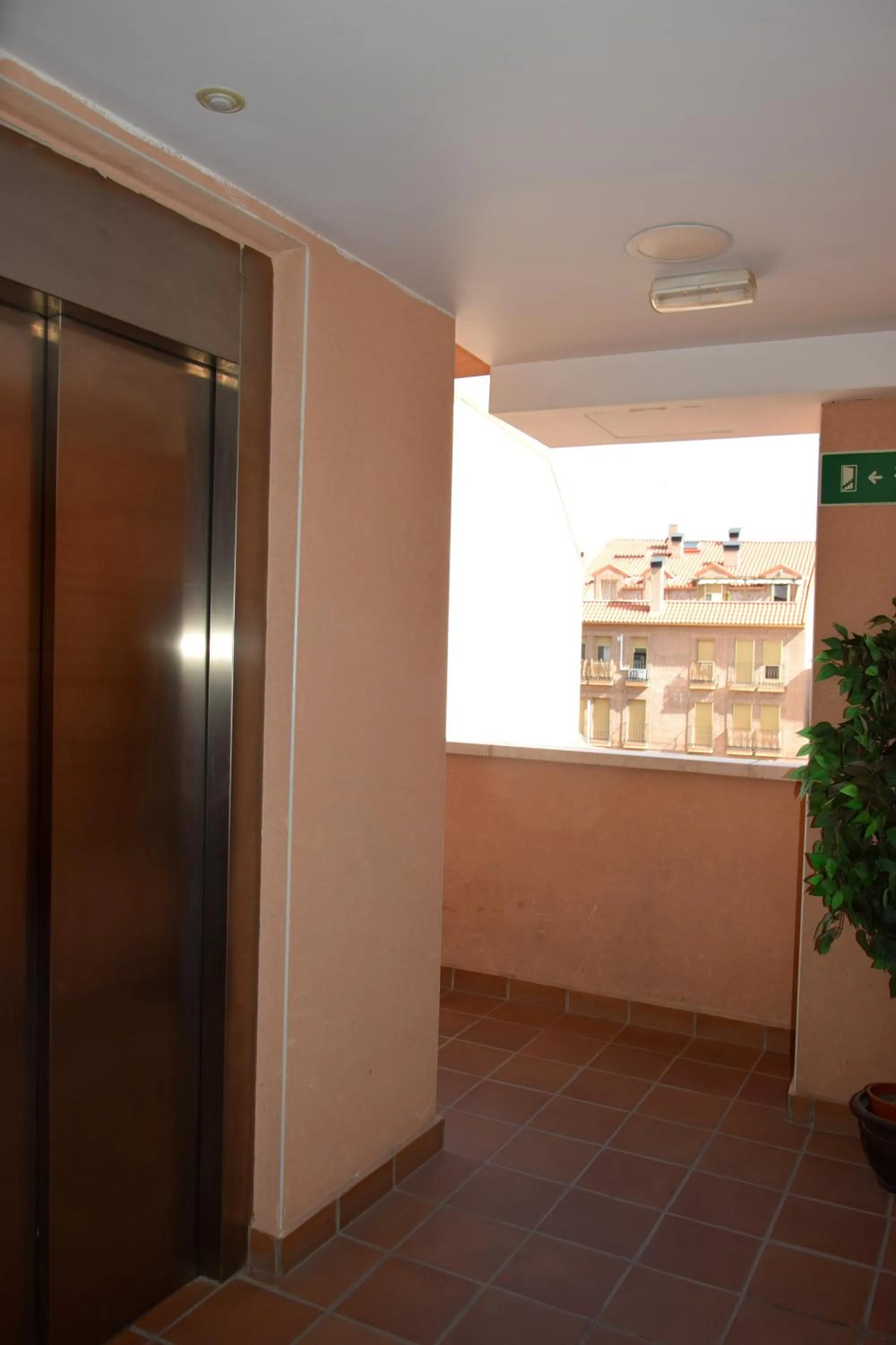 Day in Hotel Complutense