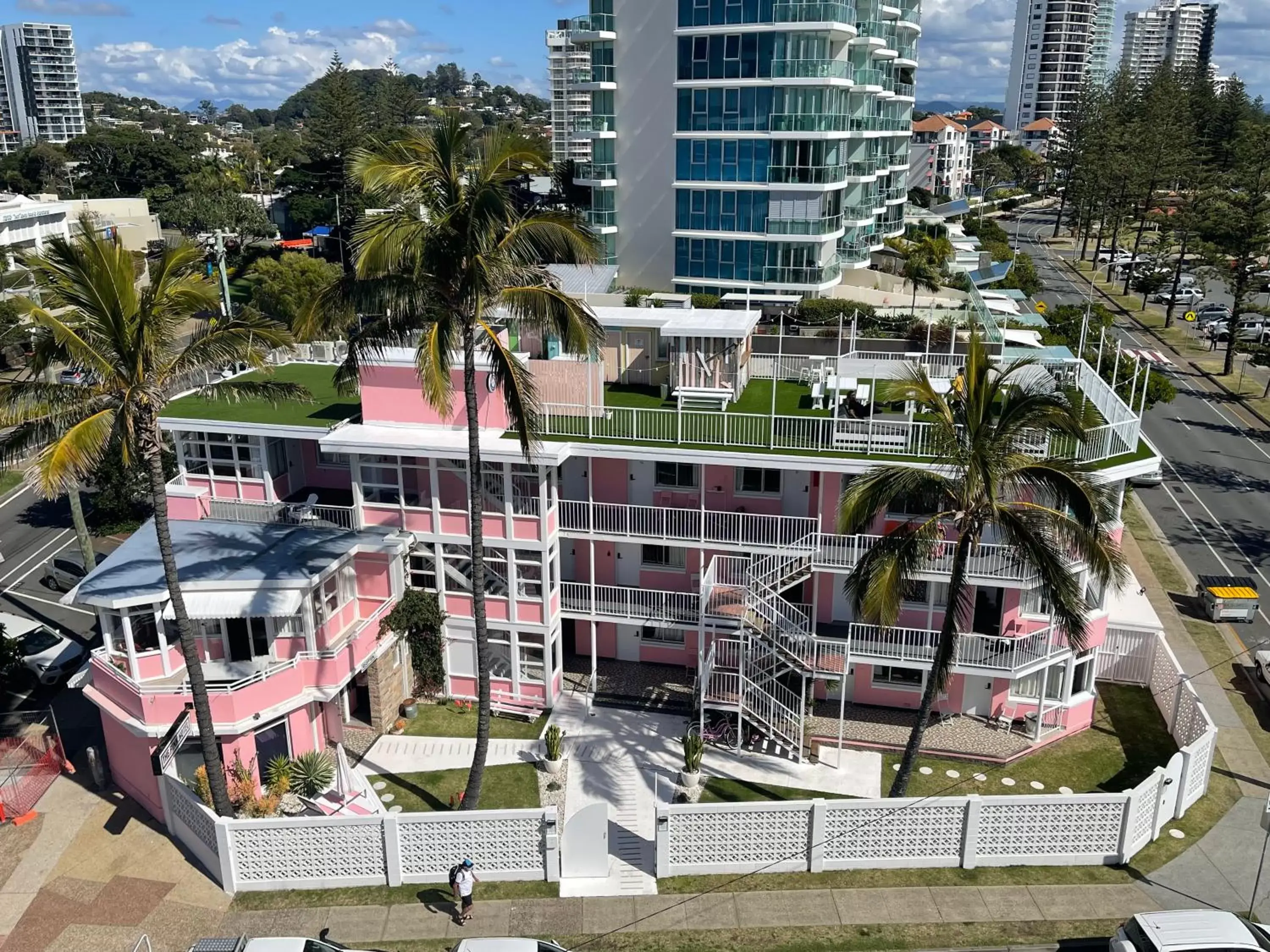 Property building, Bird's-eye View in The Pink Hotel Coolangatta