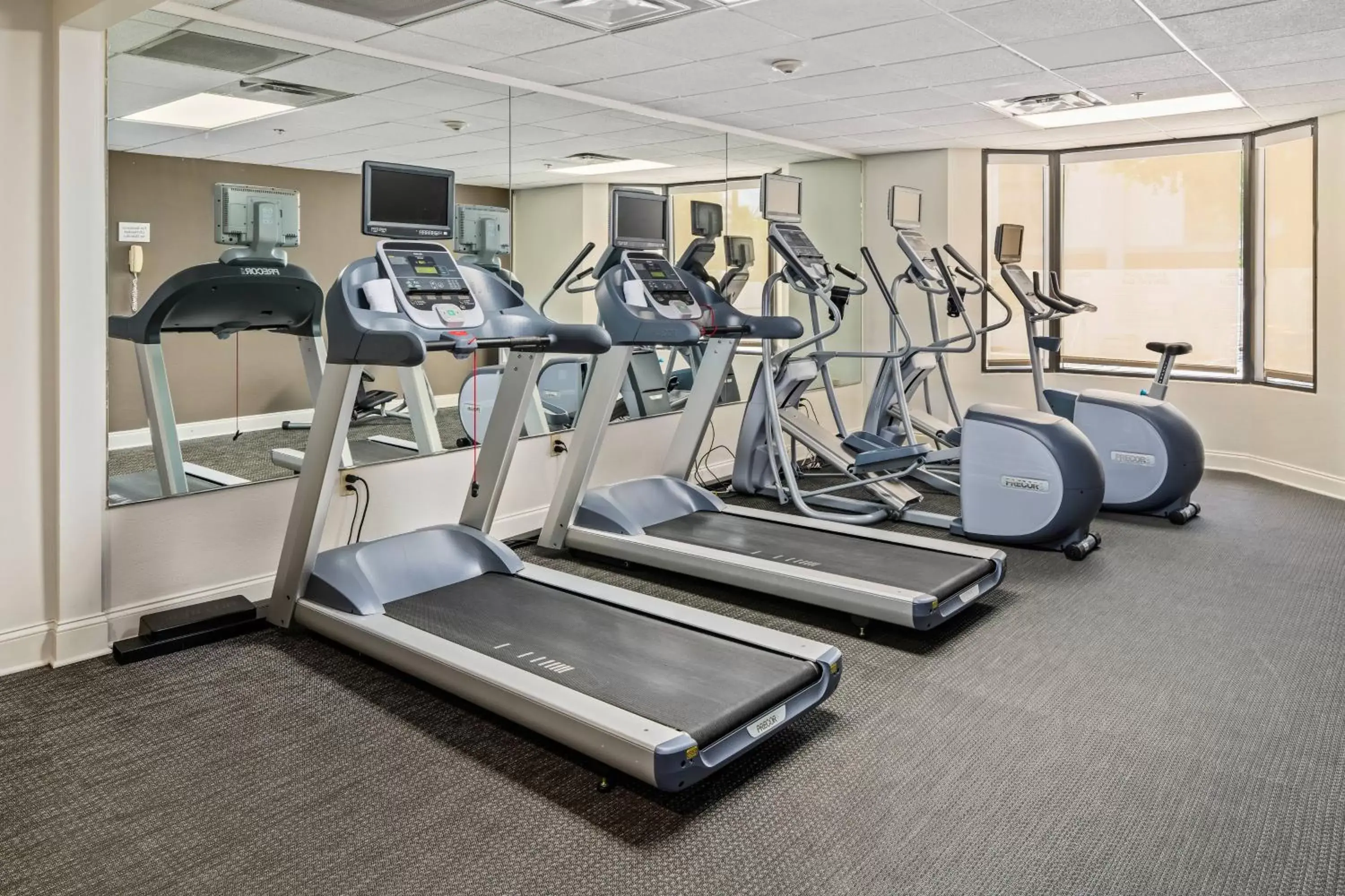 Fitness centre/facilities, Fitness Center/Facilities in Courtyard by Marriott - Naples