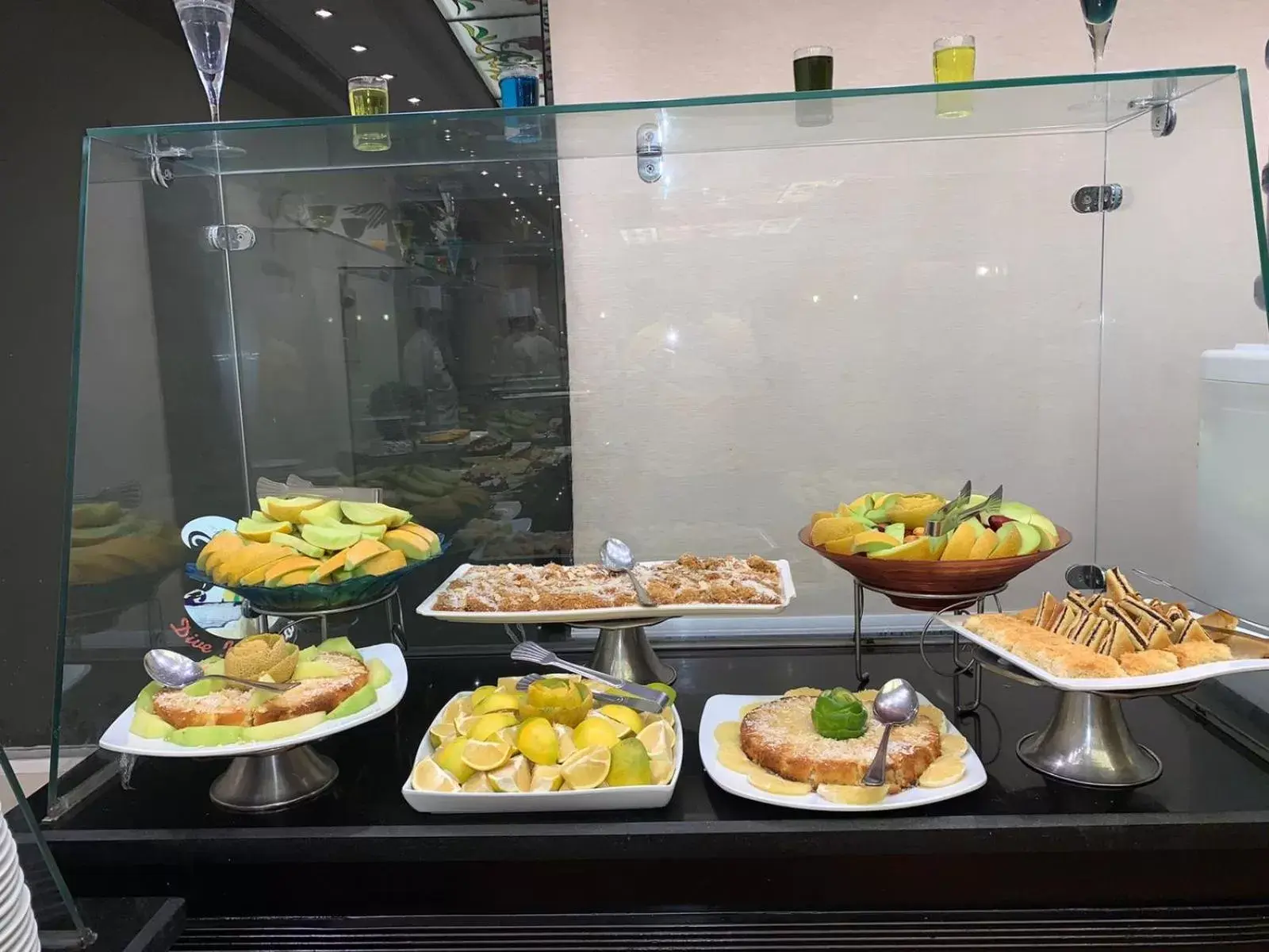 Food and drinks, Food in Dive Inn Resort