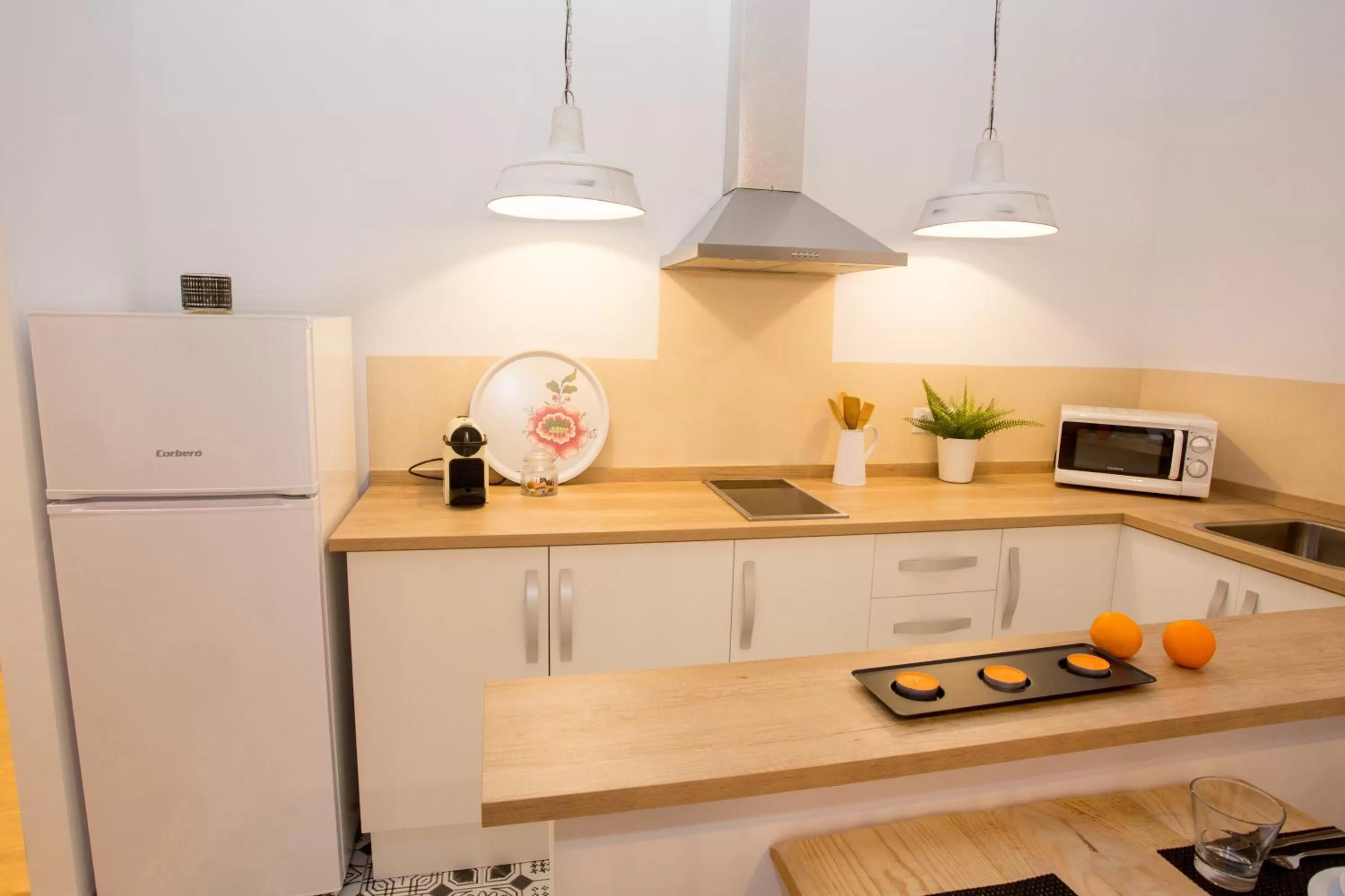 Kitchen or kitchenette in S30 Reina Victoria