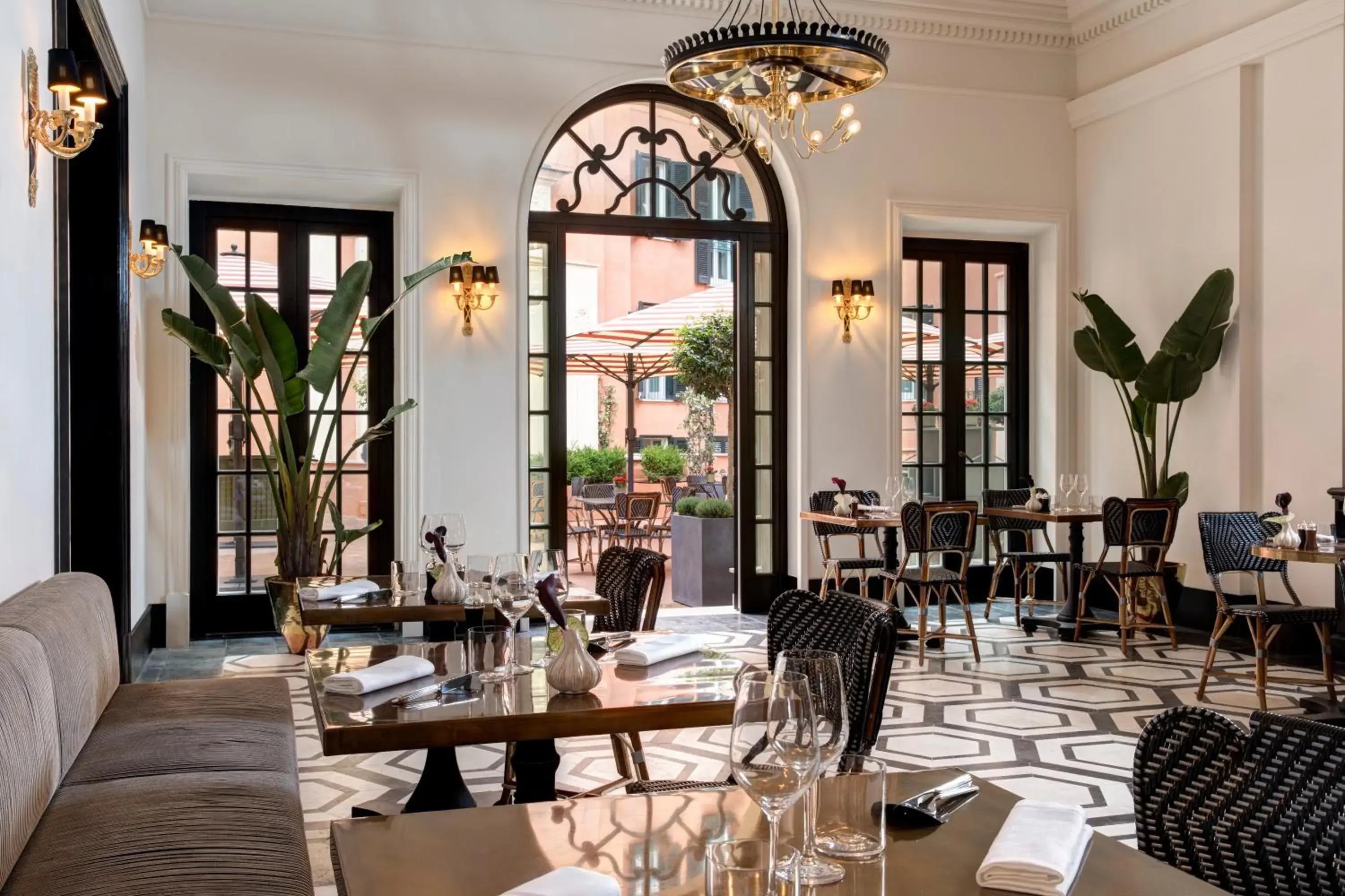 Restaurant/Places to Eat in Rocco Forte Hotel de la Ville