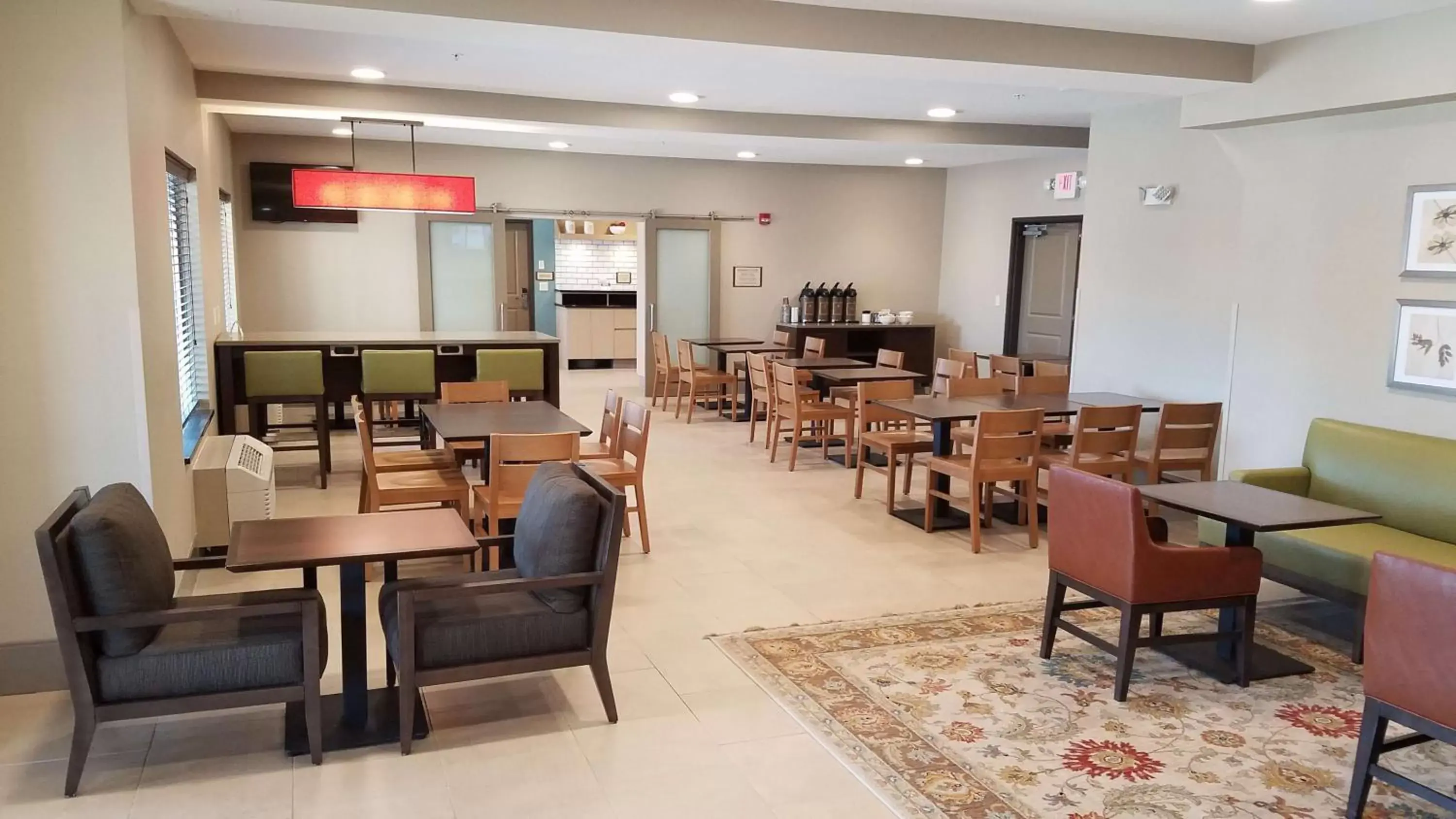 Restaurant/Places to Eat in Country Inn & Suites by Radisson, St. Cloud West, MN