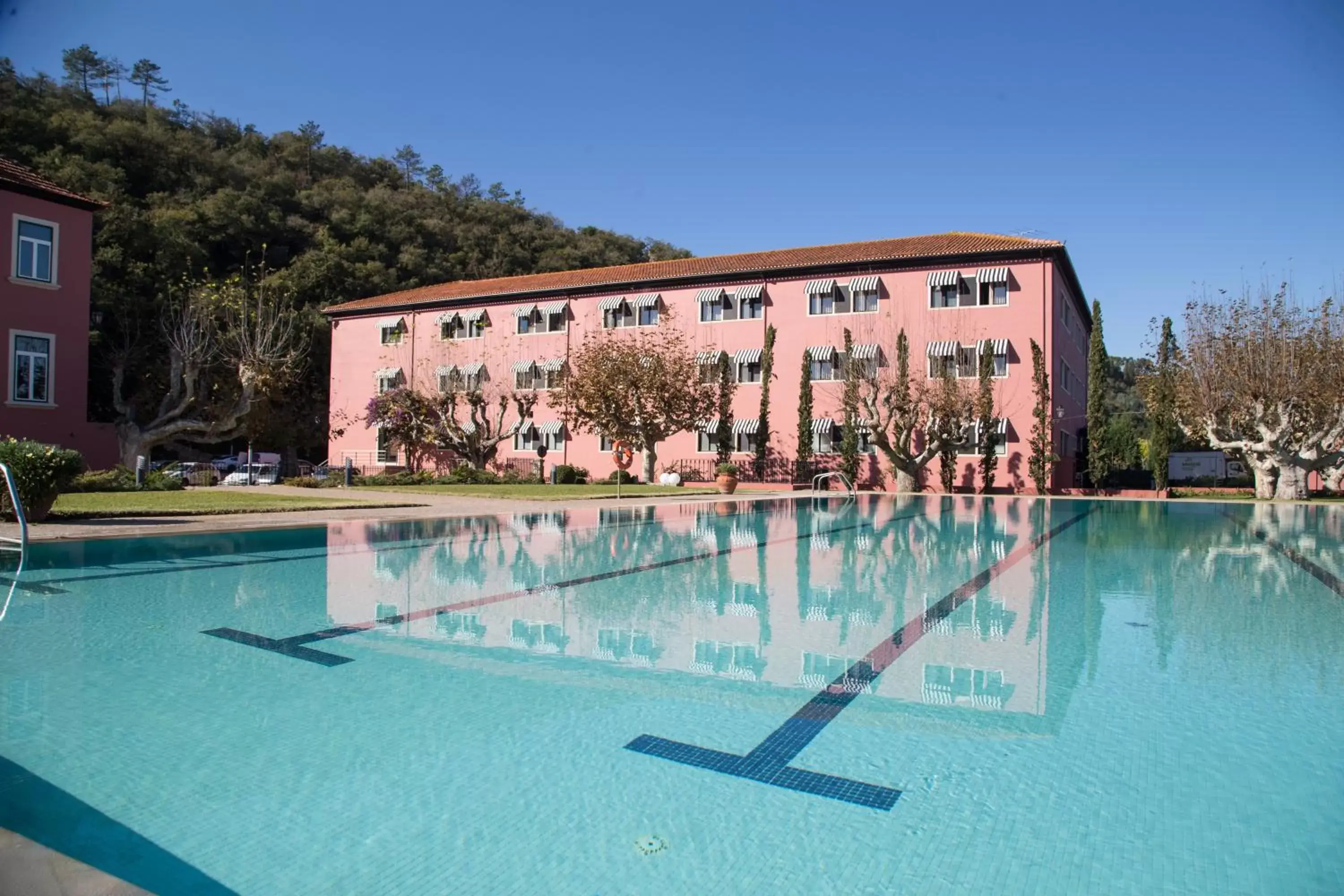 Swimming pool in Your Hotel & Spa Alcobaça Swimming pool in Your Hotel & Spa Alcobaça