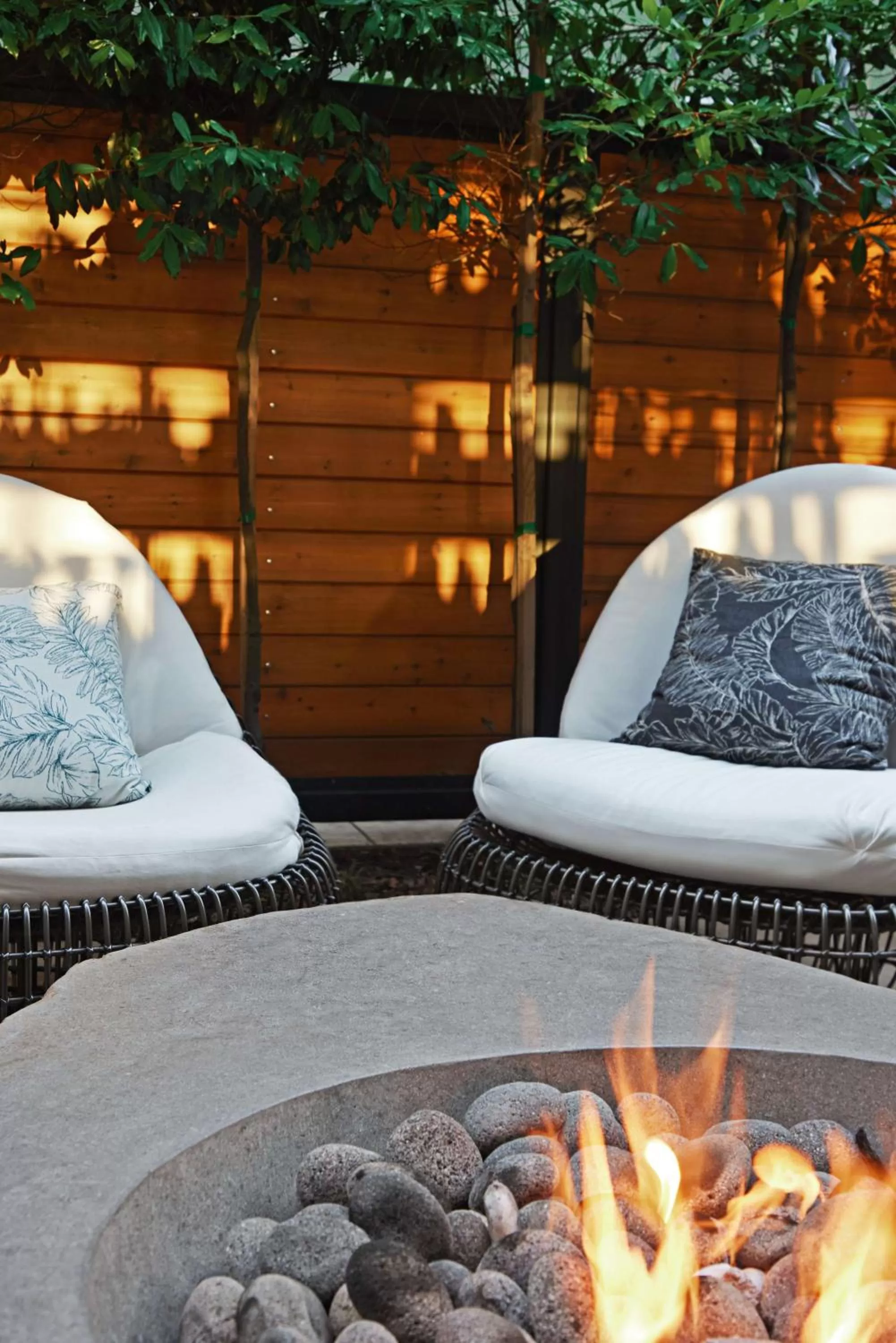 Patio in Tapestry By Hilton The Fort Sutter Hotel Sacramento, Ca