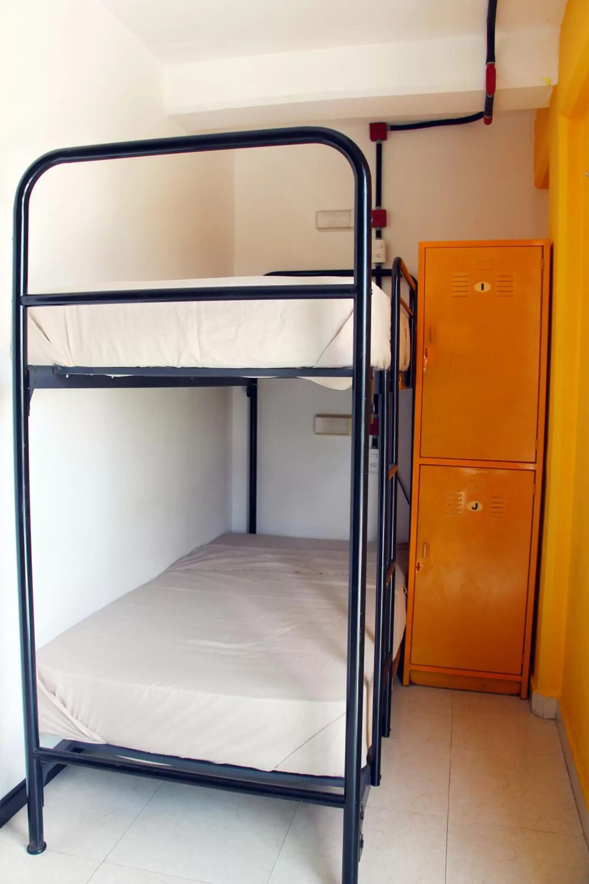 Bedroom, Bunk Bed in Hotel & Hostal Casa de Luz Cancun