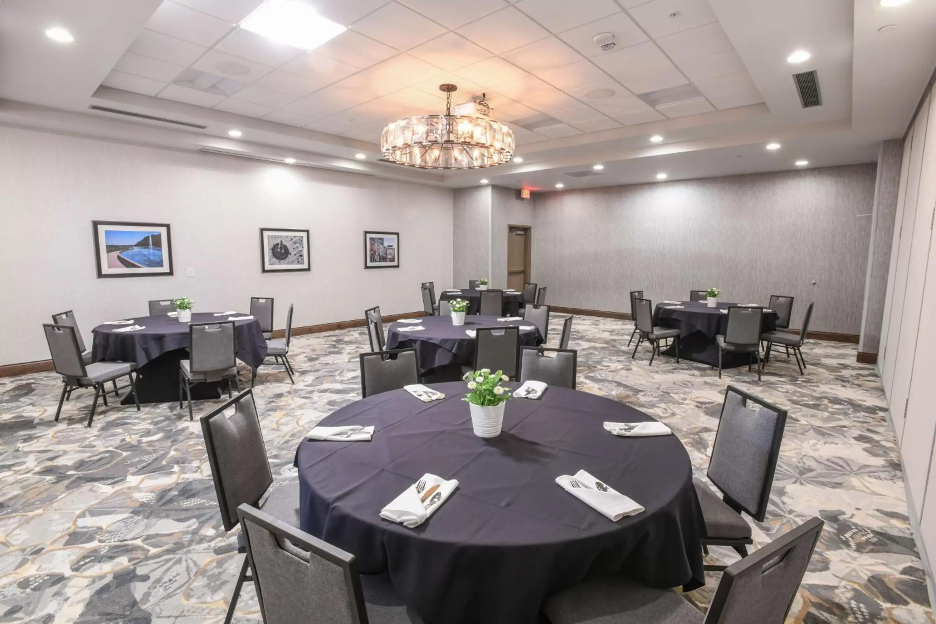 Meeting/conference room in Hilton Garden Inn Cincinnati Midtown