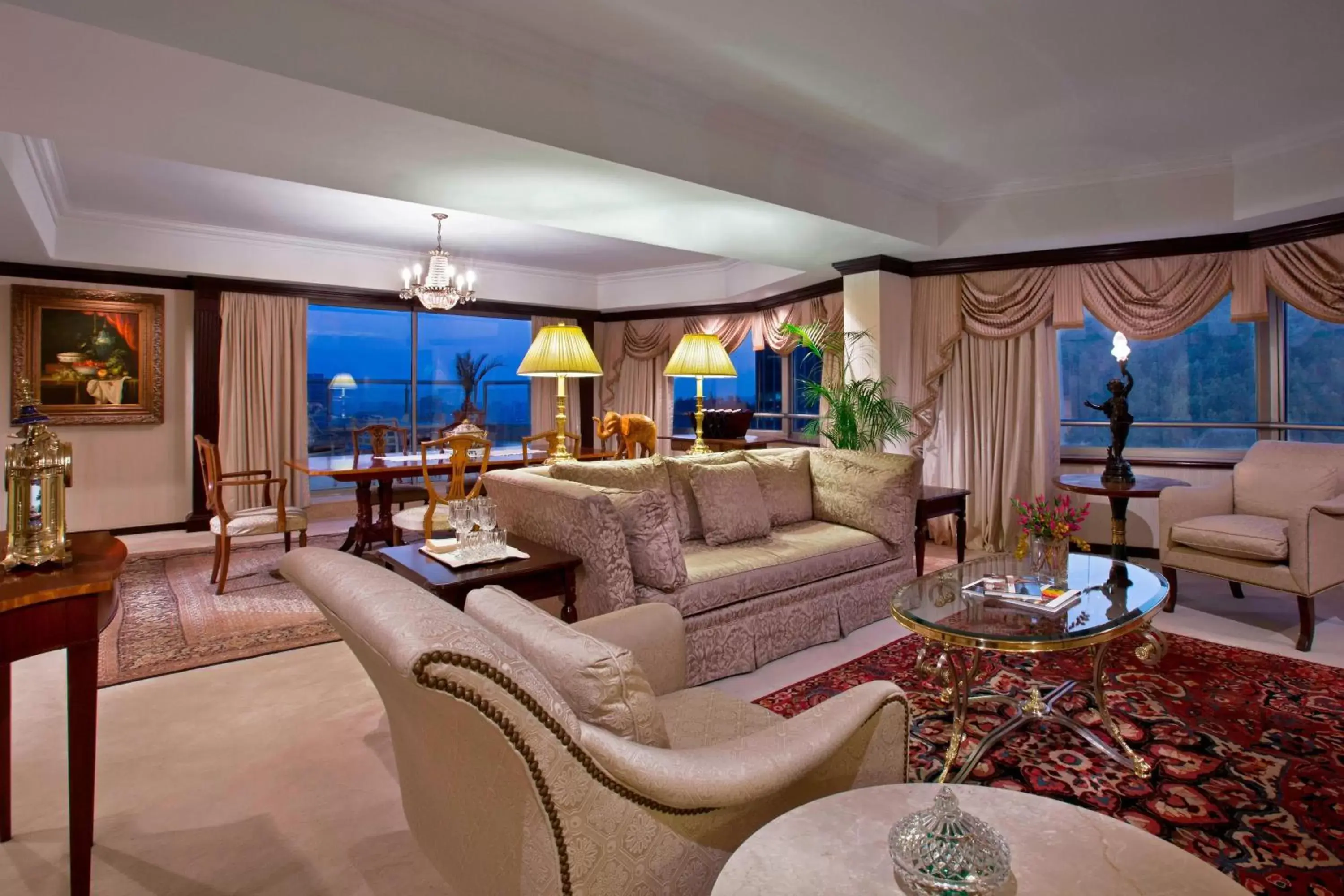 Living room, Seating Area in Sheraton Santiago Hotel & Convention Center