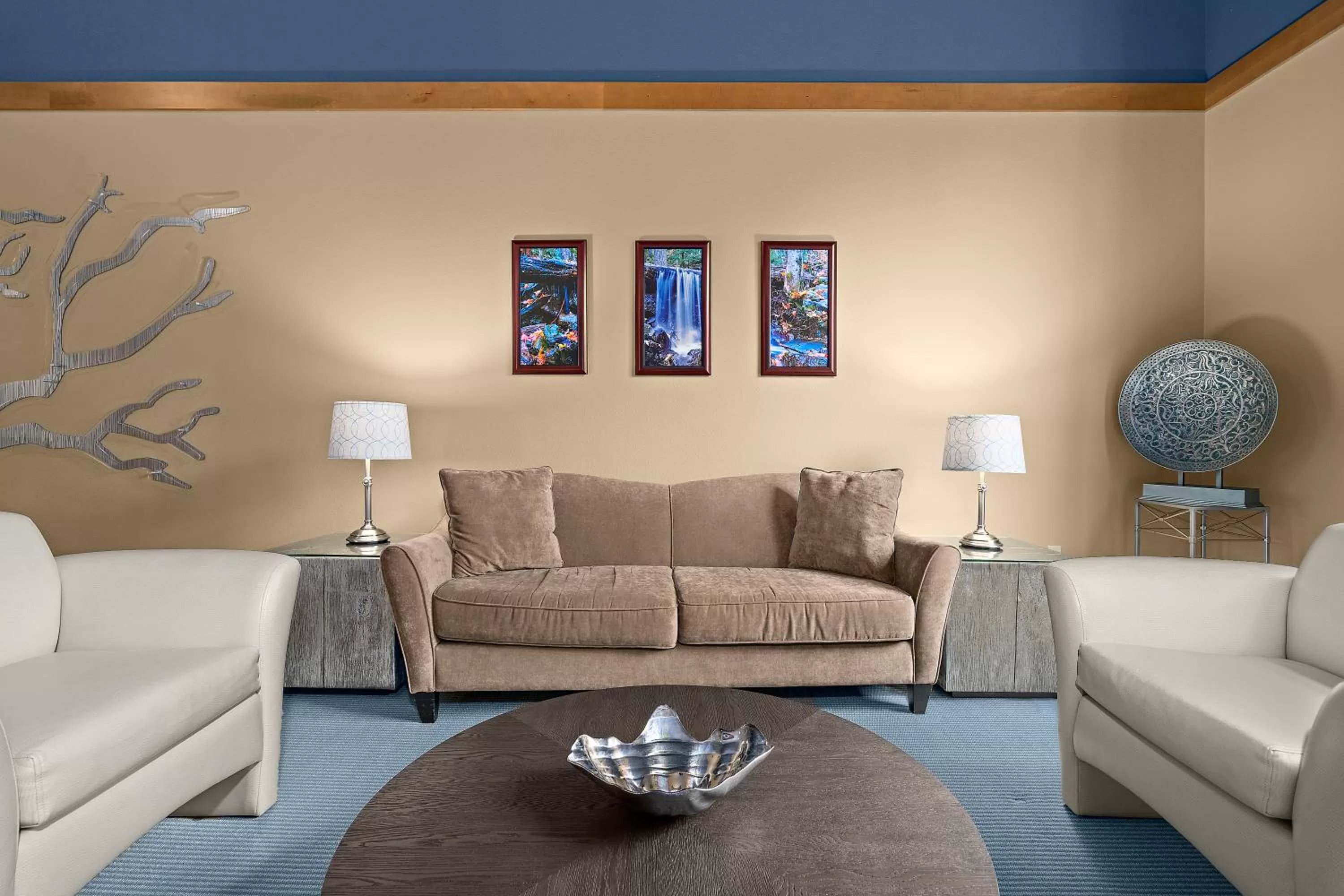 Living room in Lucky Eagle Casino & Hotel (Washington)