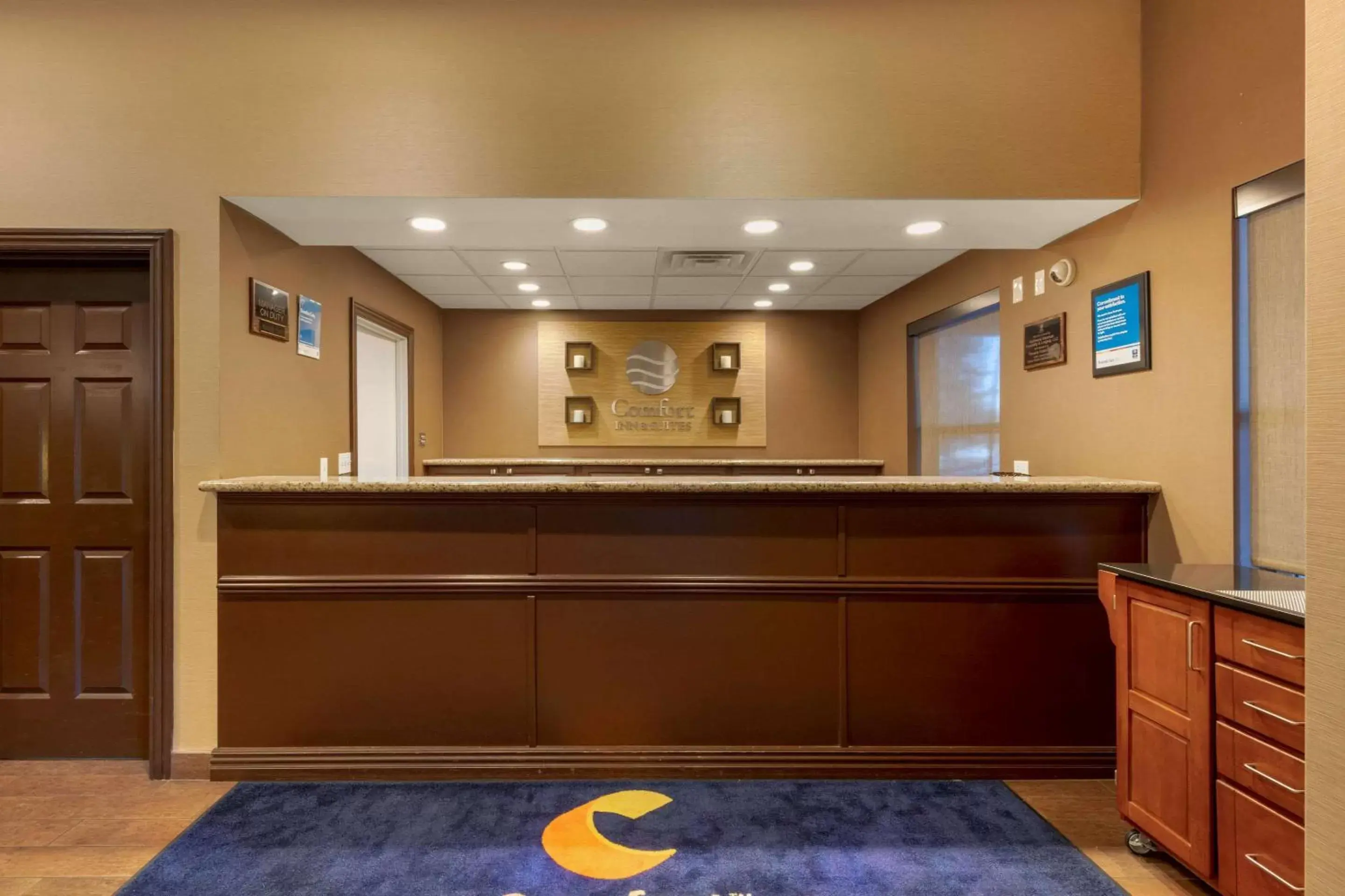 Lobby or reception, Lobby/Reception in Comfort Inn & Suites Fayetteville-University Area