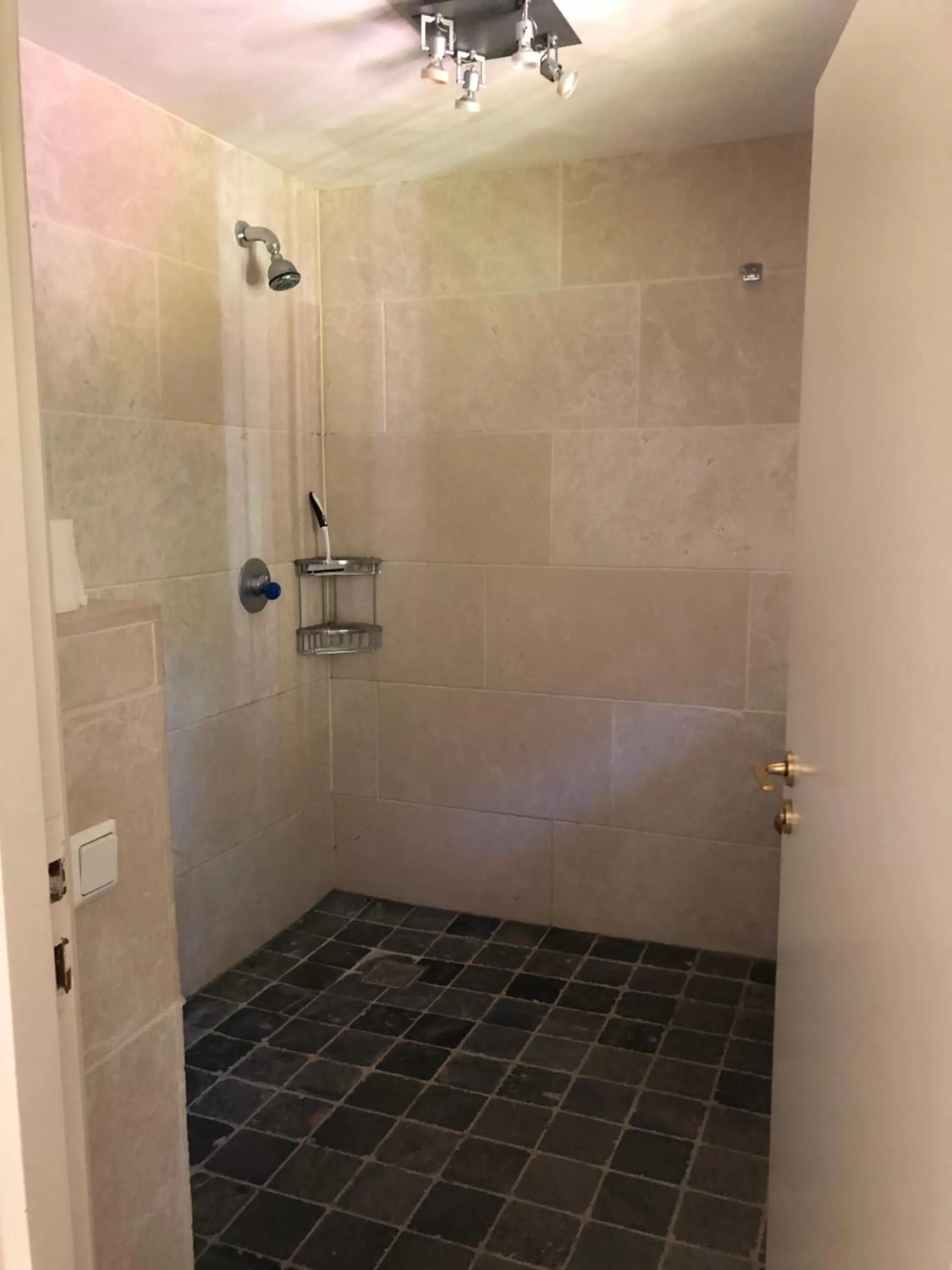 Bathroom in B&B Het Zonnehuis Boxtel