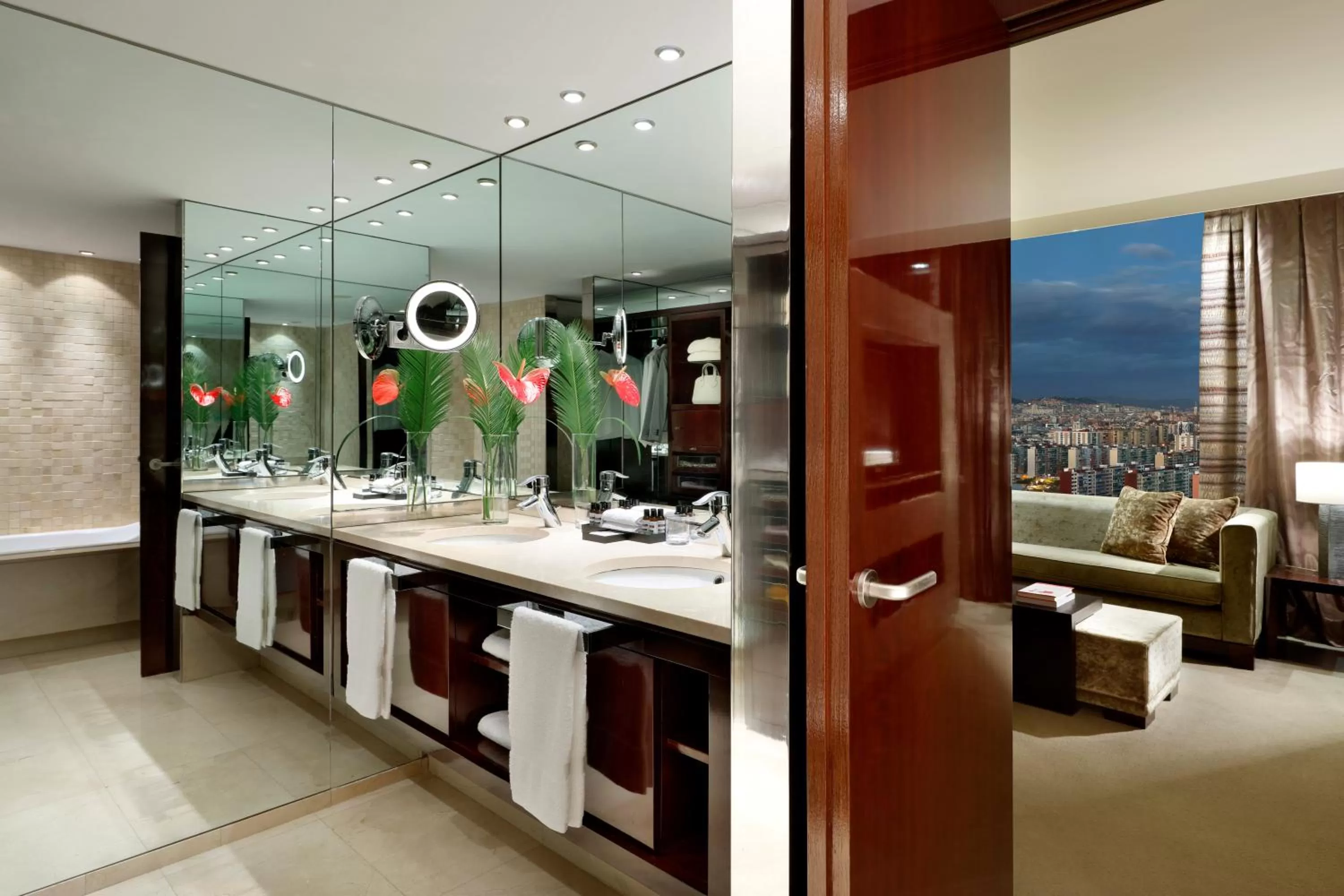 Bathroom in Hyatt Regency Barcelona Tower